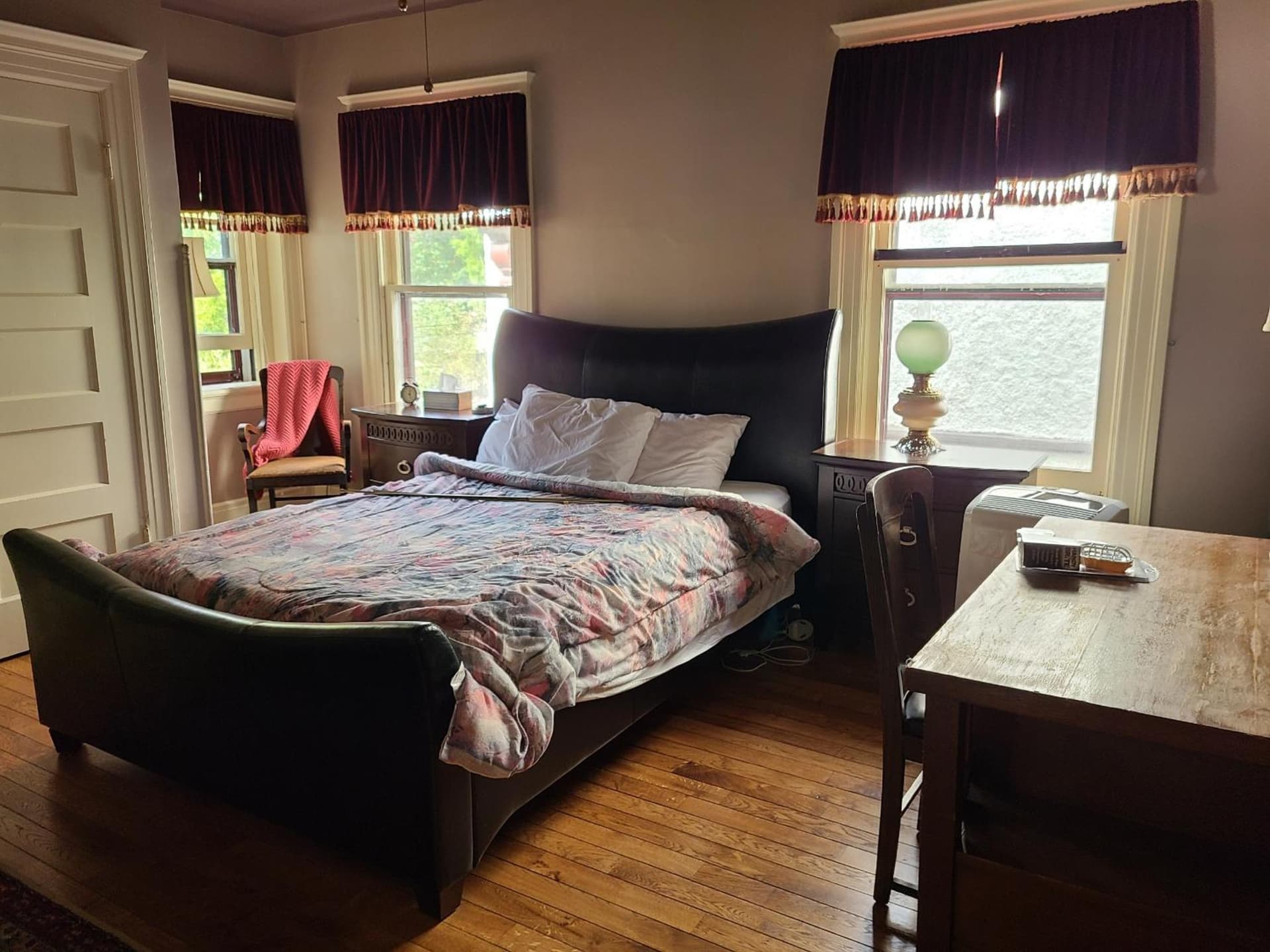 Scottwood Inn