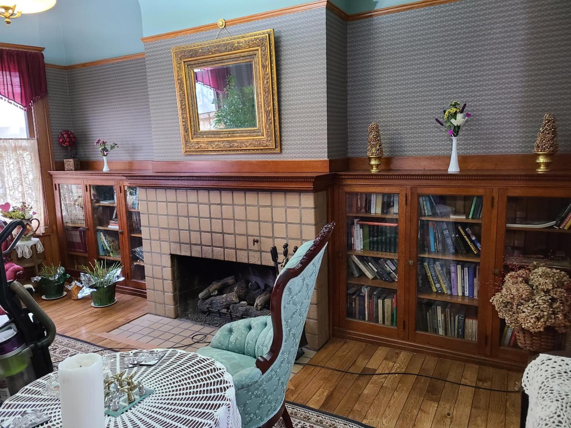 Scottwood Inn