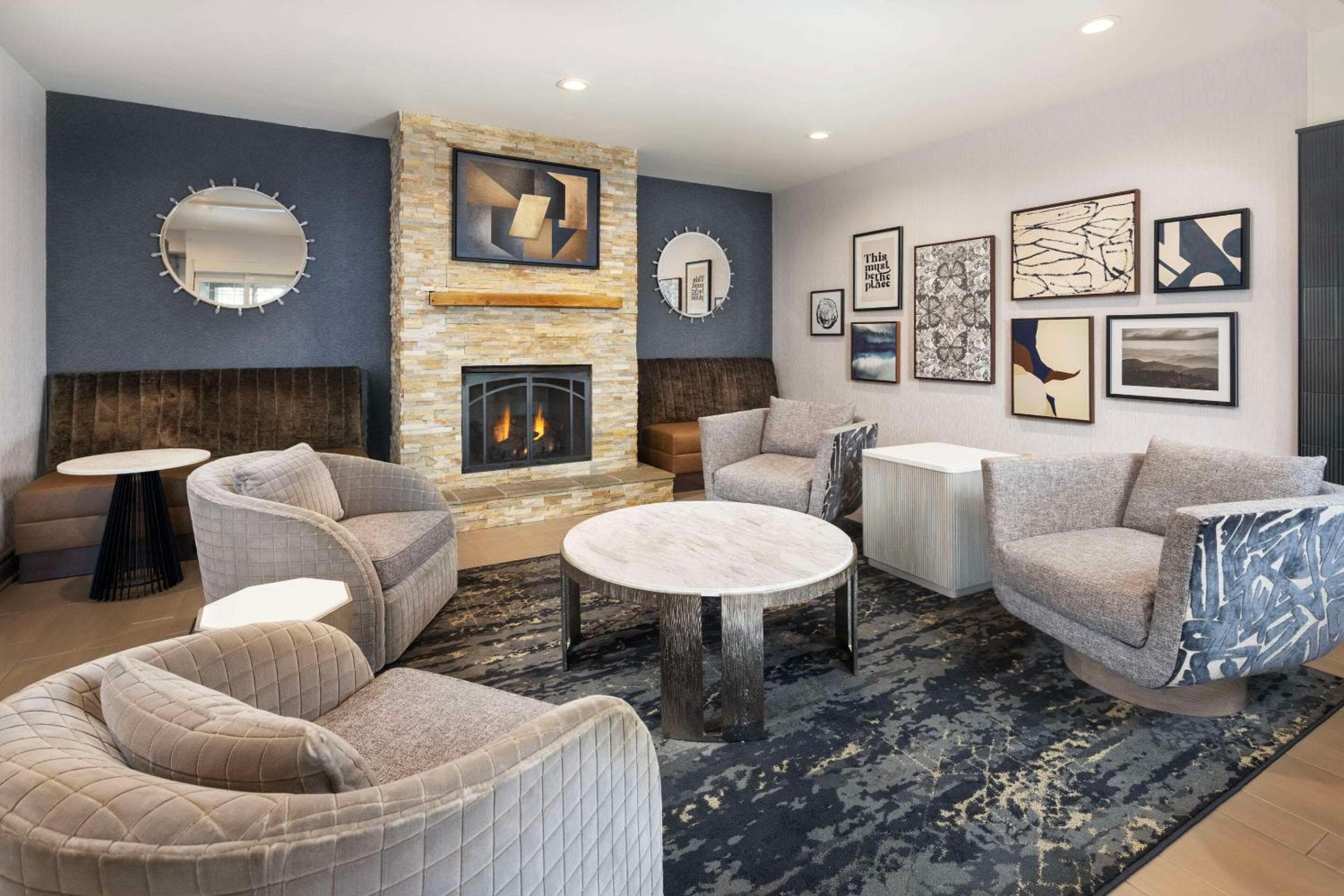 La Quinta Inn & Suites by Wyndham Downtown Asheville