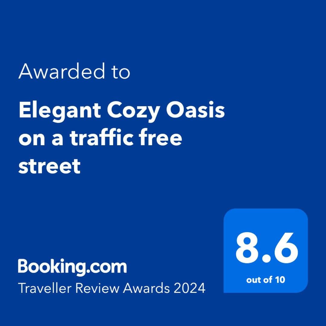 Elegant Cozy Oasis on a traffic free street