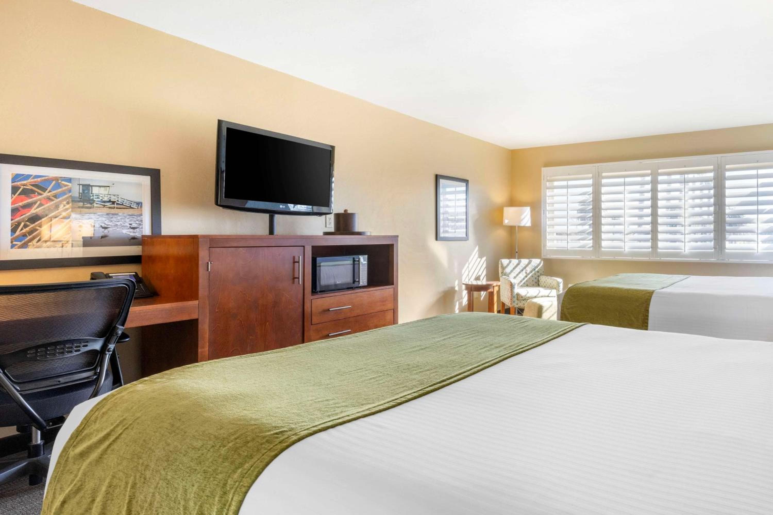 Best Western Plus Beach View Lodge Carlsbad