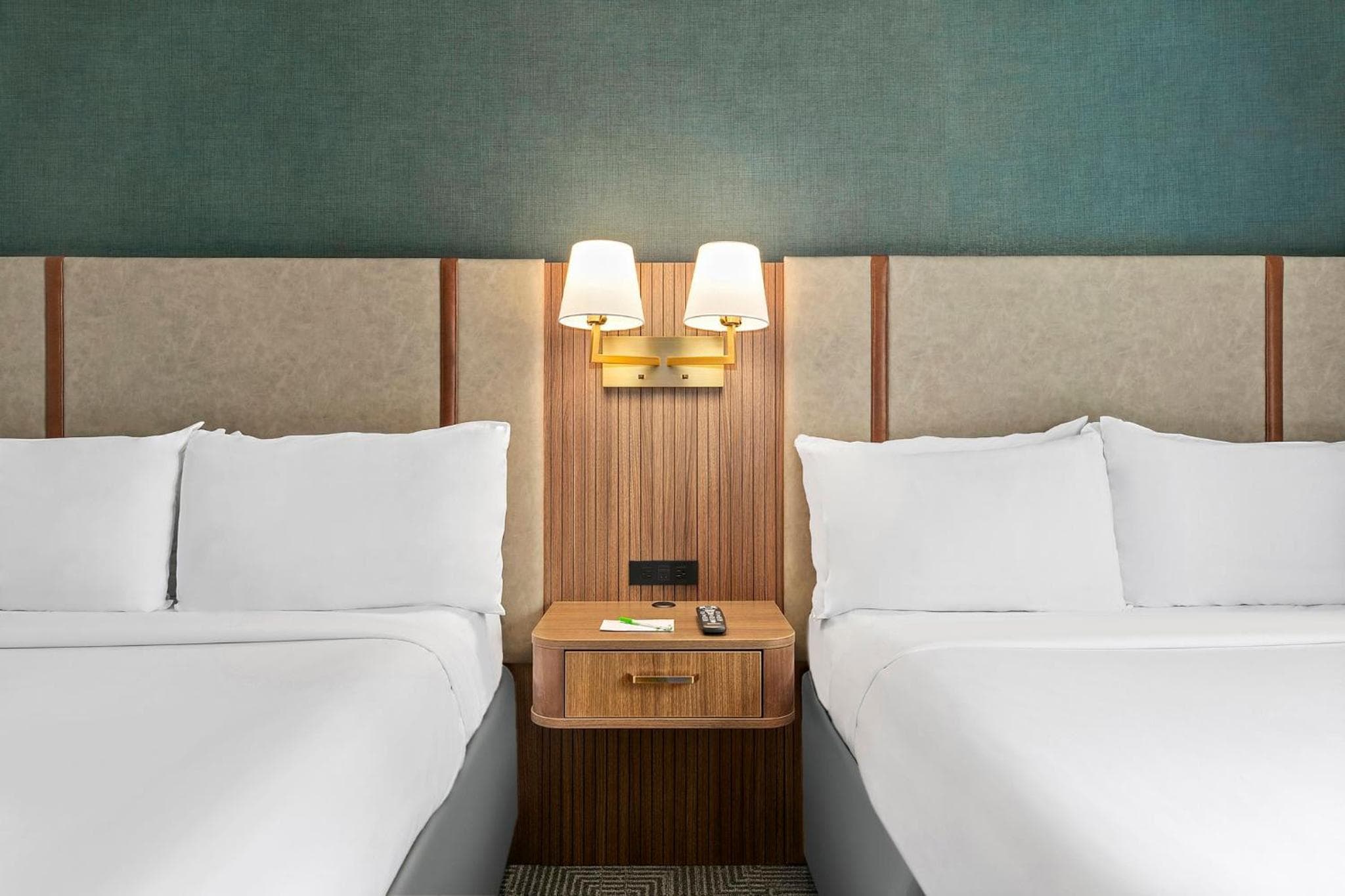 Holiday Inn Manhattan 6th Ave - Chelsea by IHG