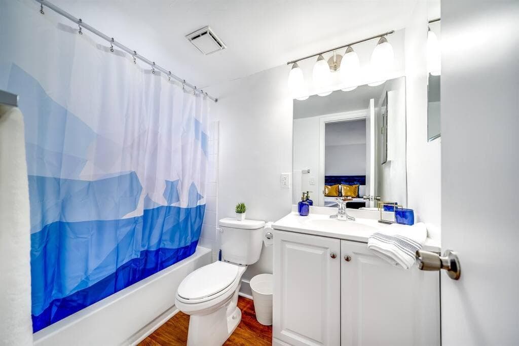 King Water View - No Extra Fees - Palm Wave Says