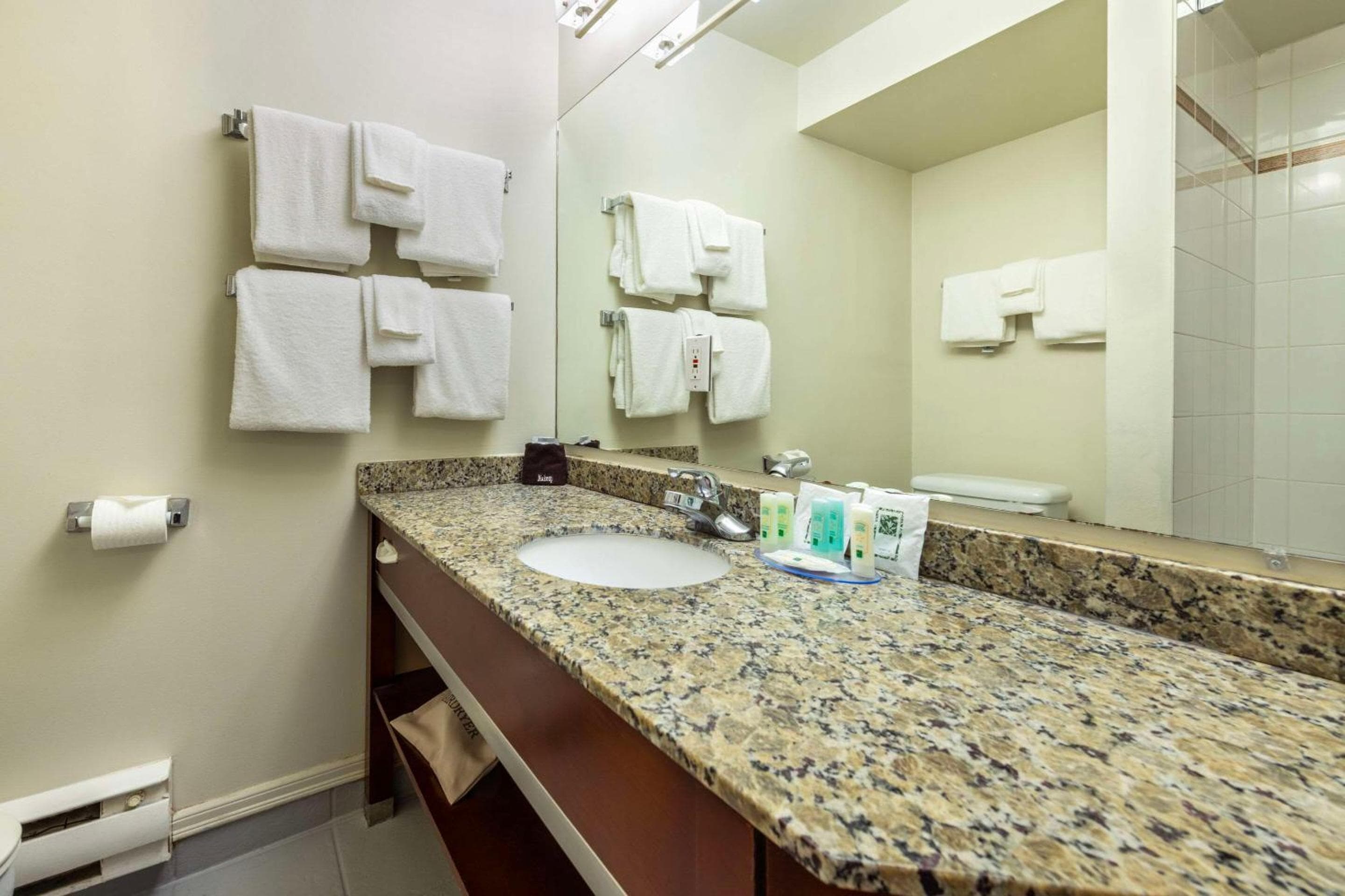 Quality Inn & Suites