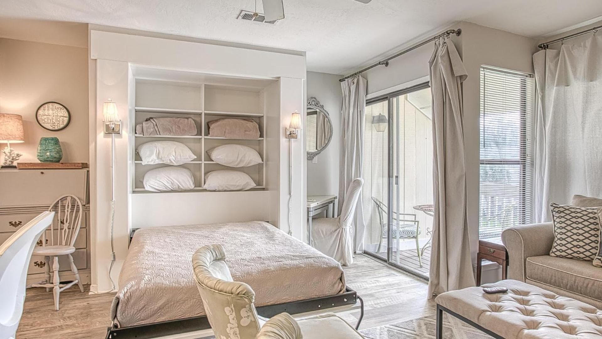 Sandpiper Cove 8239 Newly Remodeled Short walk to the Beach