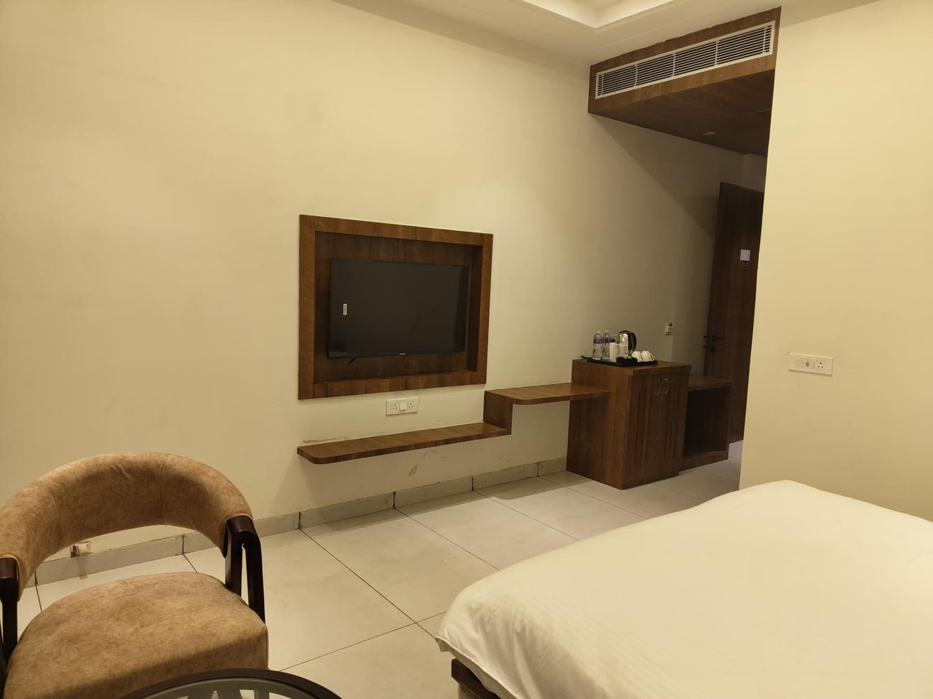 The VrindHuts