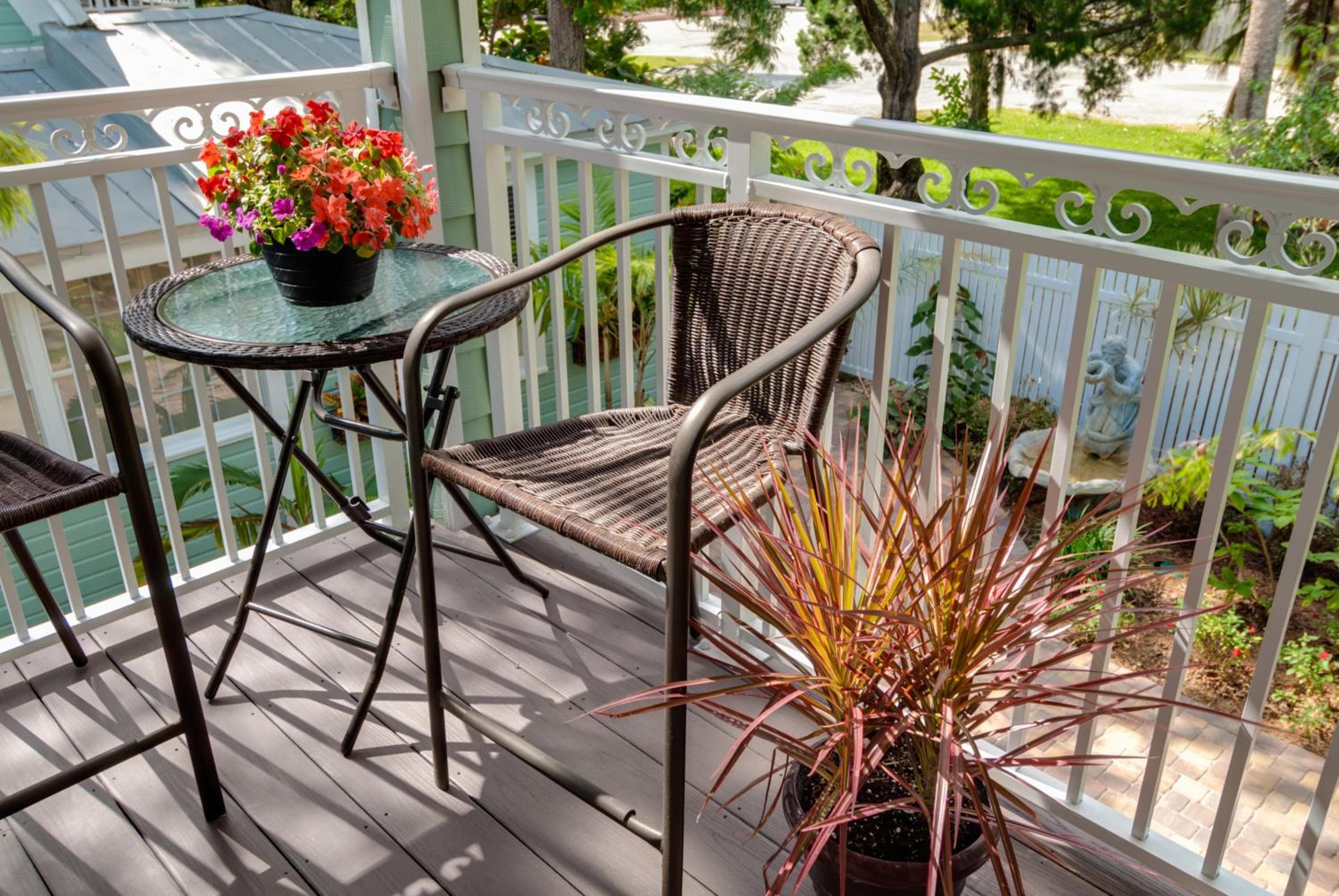 SeaGlass Inn