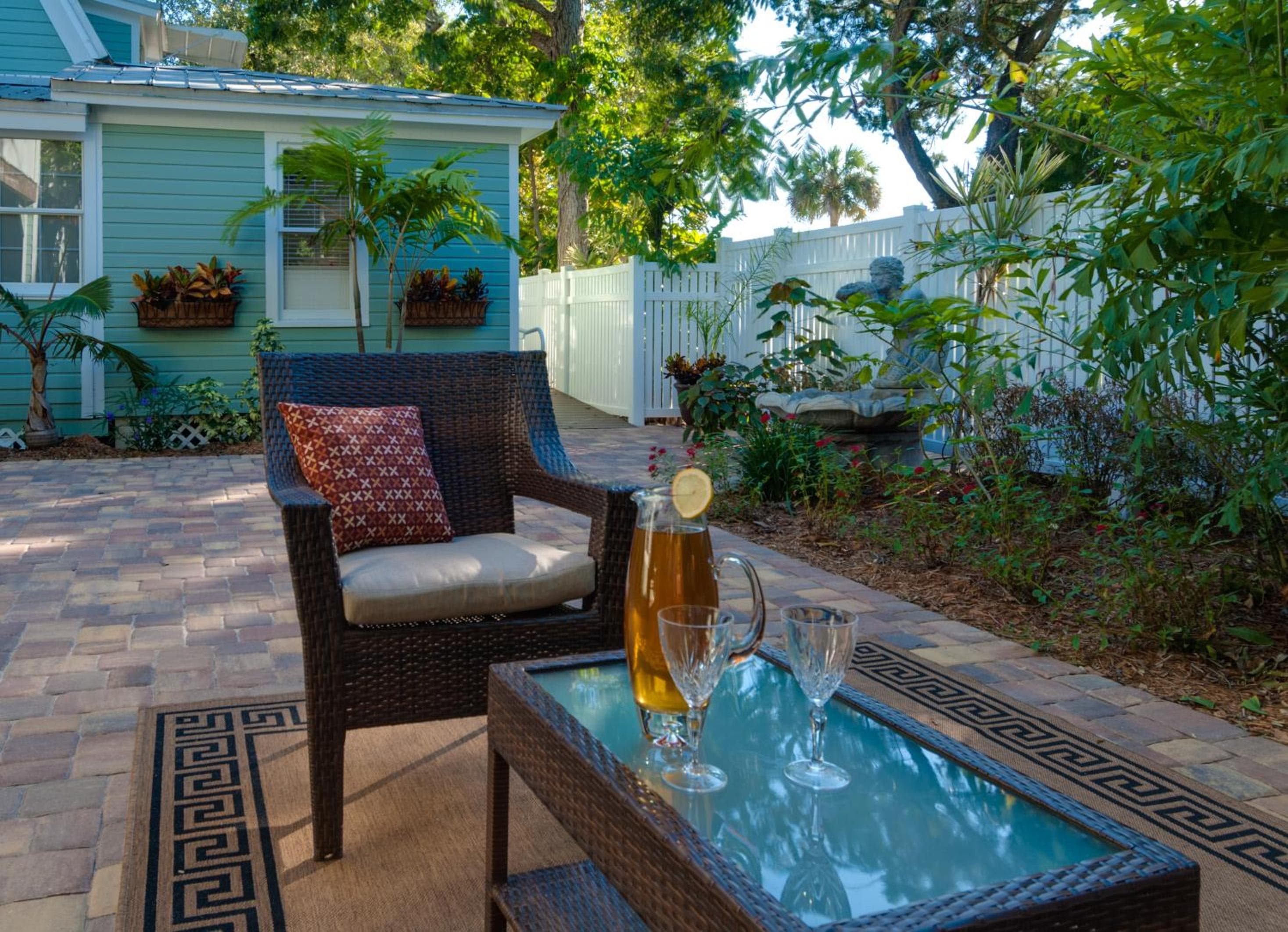SeaGlass Inn