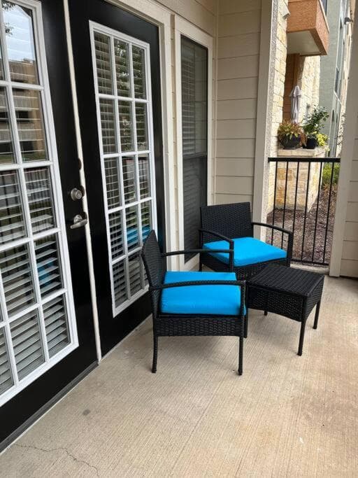 Hill Country Galleria Getaway