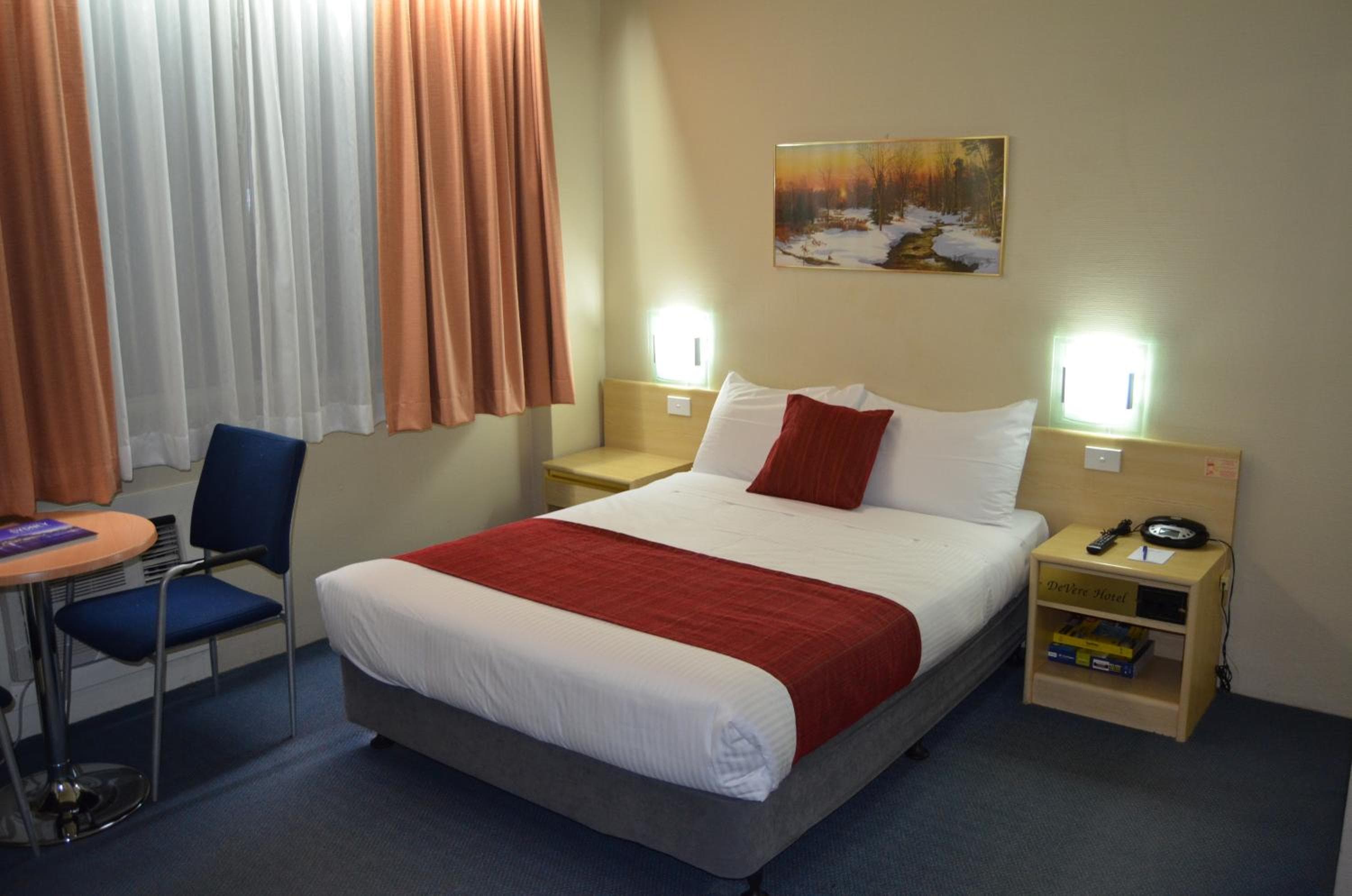 Devere Hotel