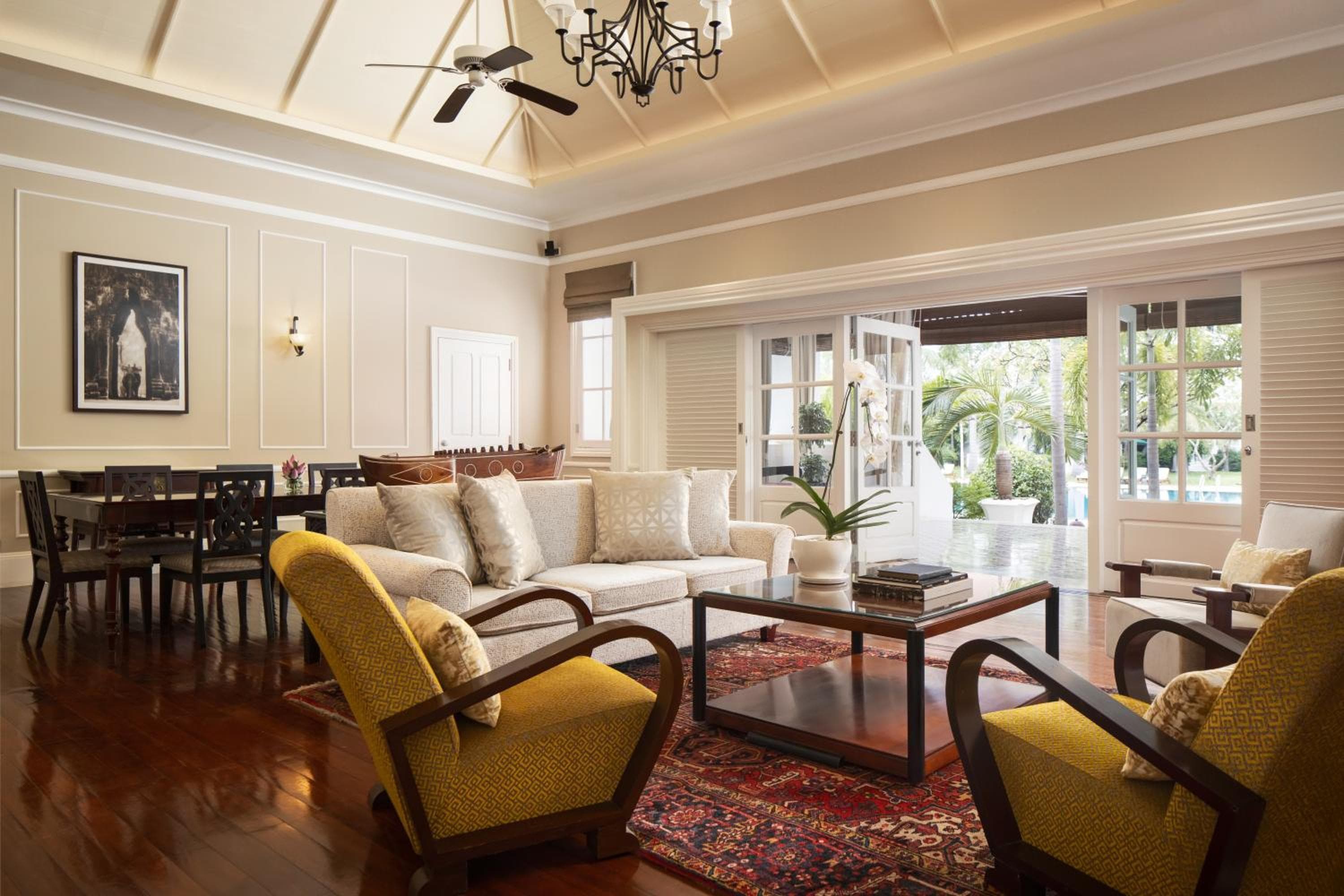 Raffles Grand Hotel d'Angkor