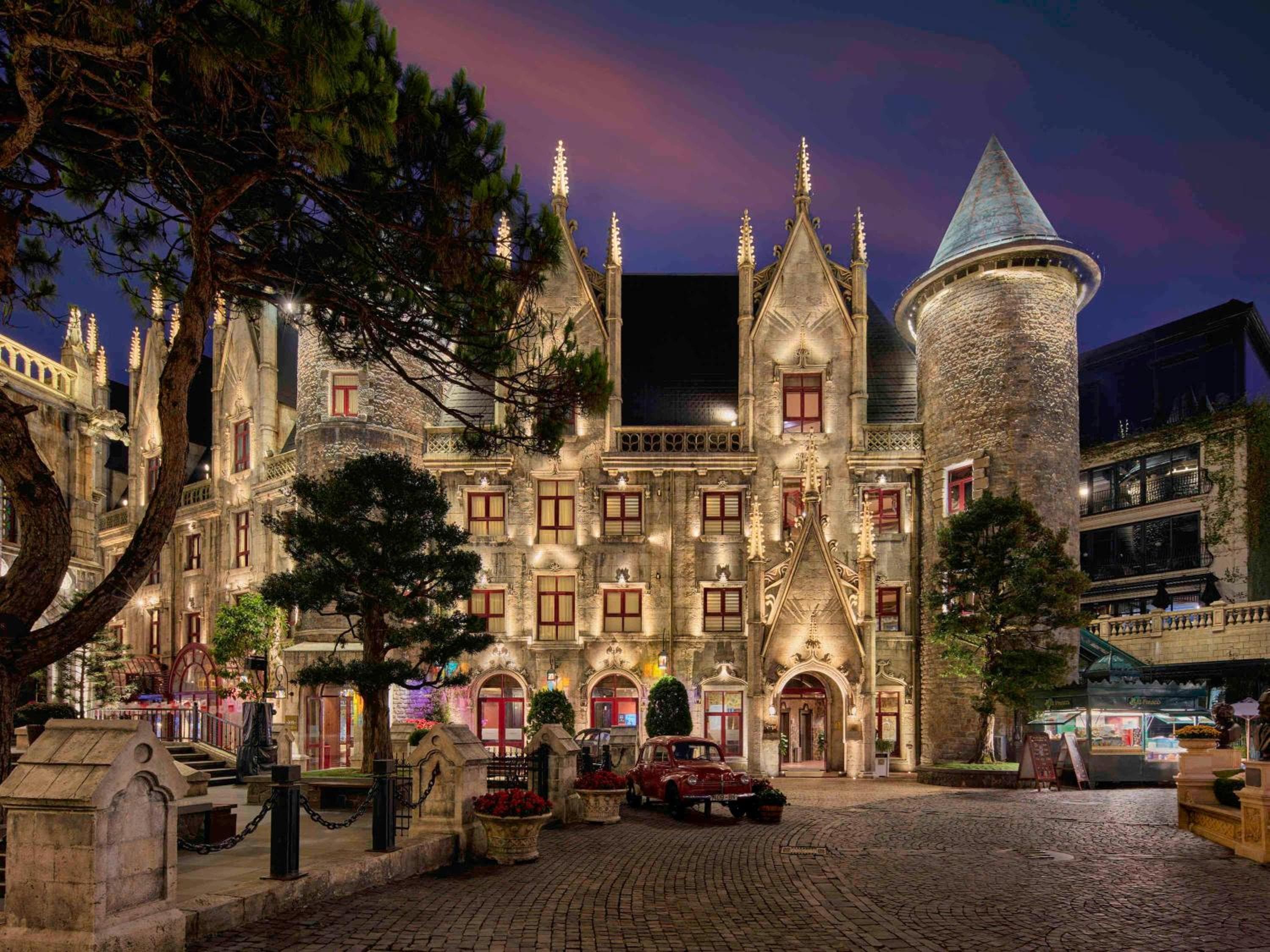 Mercure Danang French Village Bana Hills