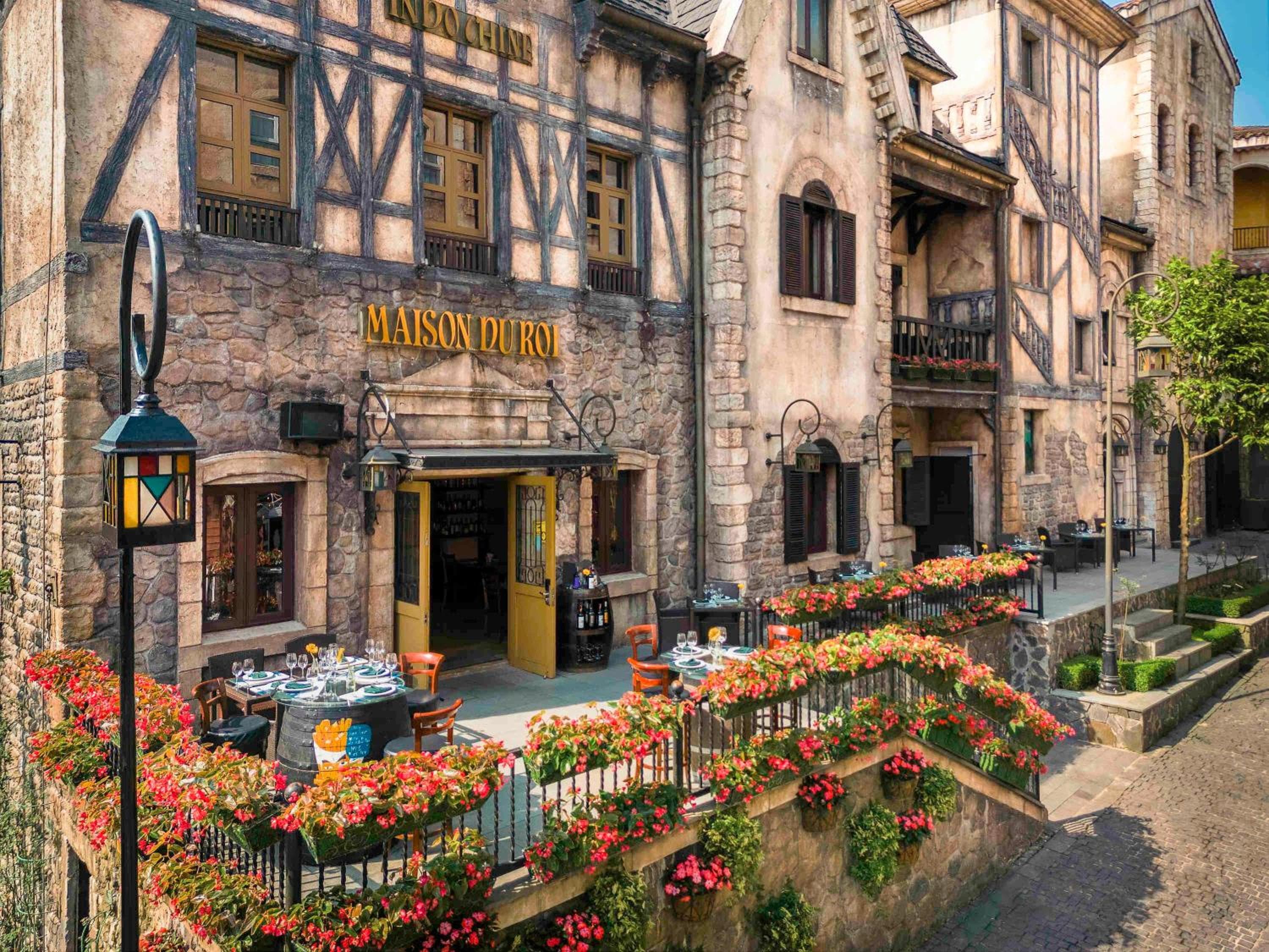 Mercure Danang French Village Bana Hills