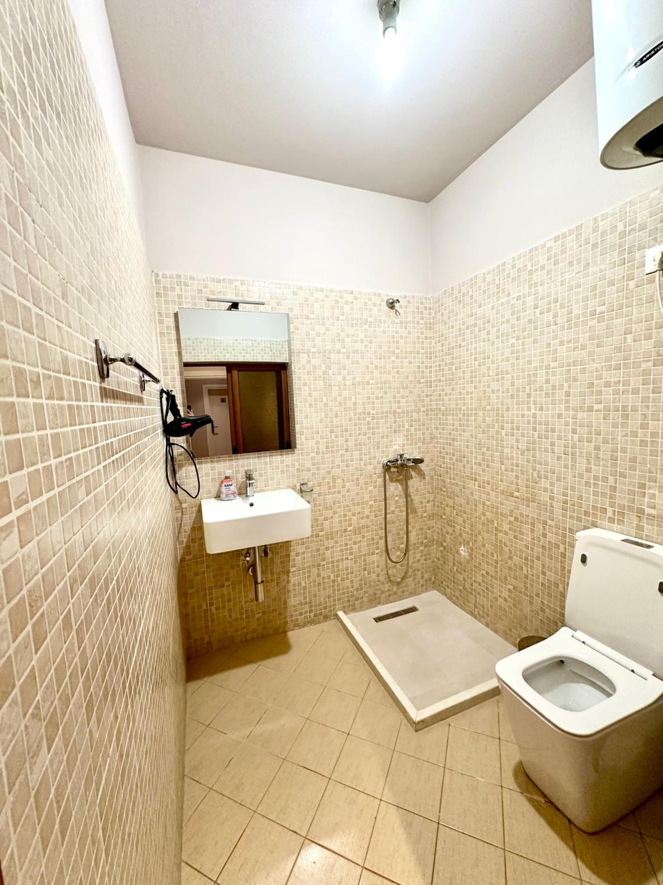 HOTEL NOBEL CENTER