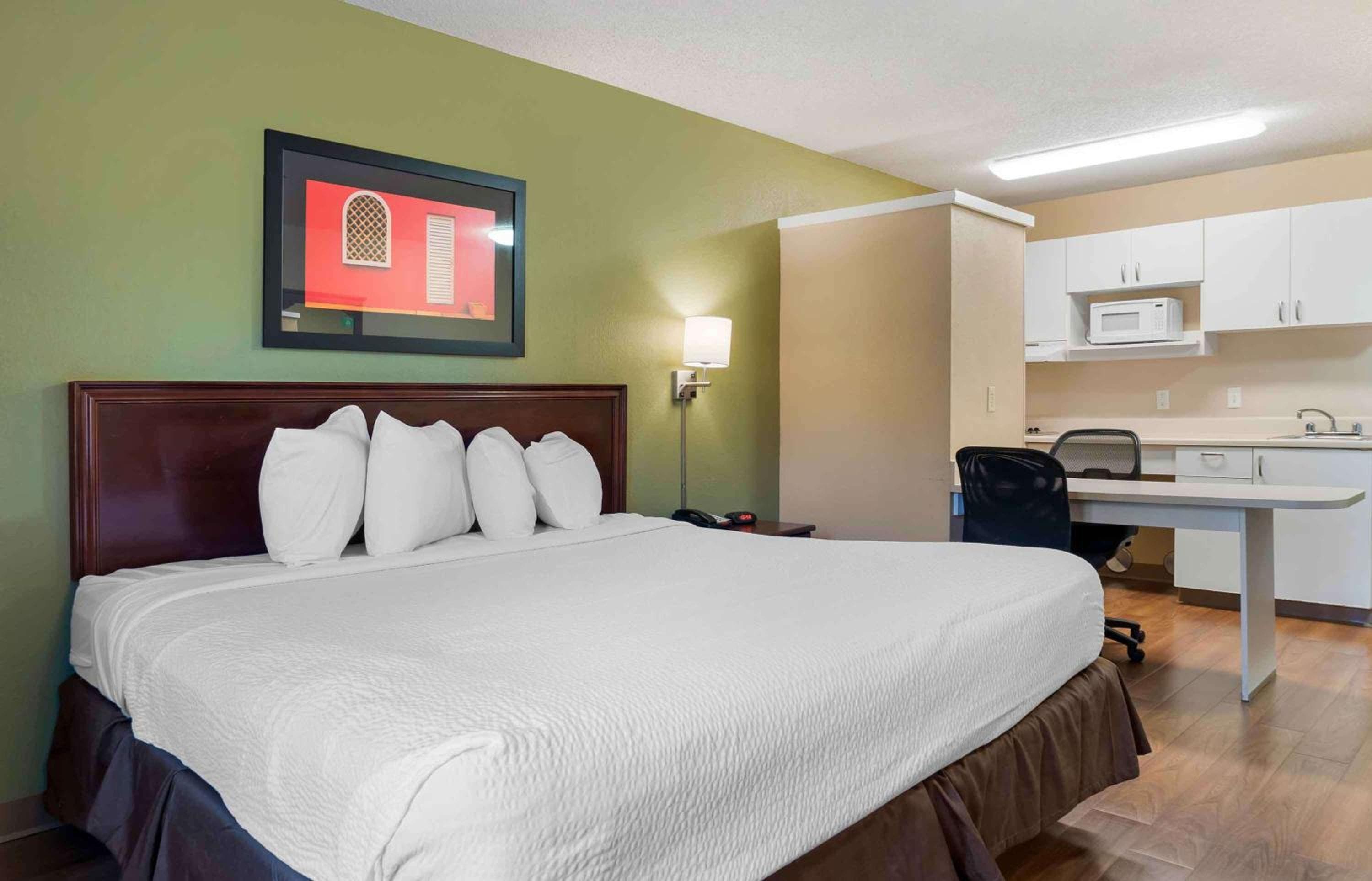 Extended Stay America Select Suites - Detroit - Novi - Haggerty Road