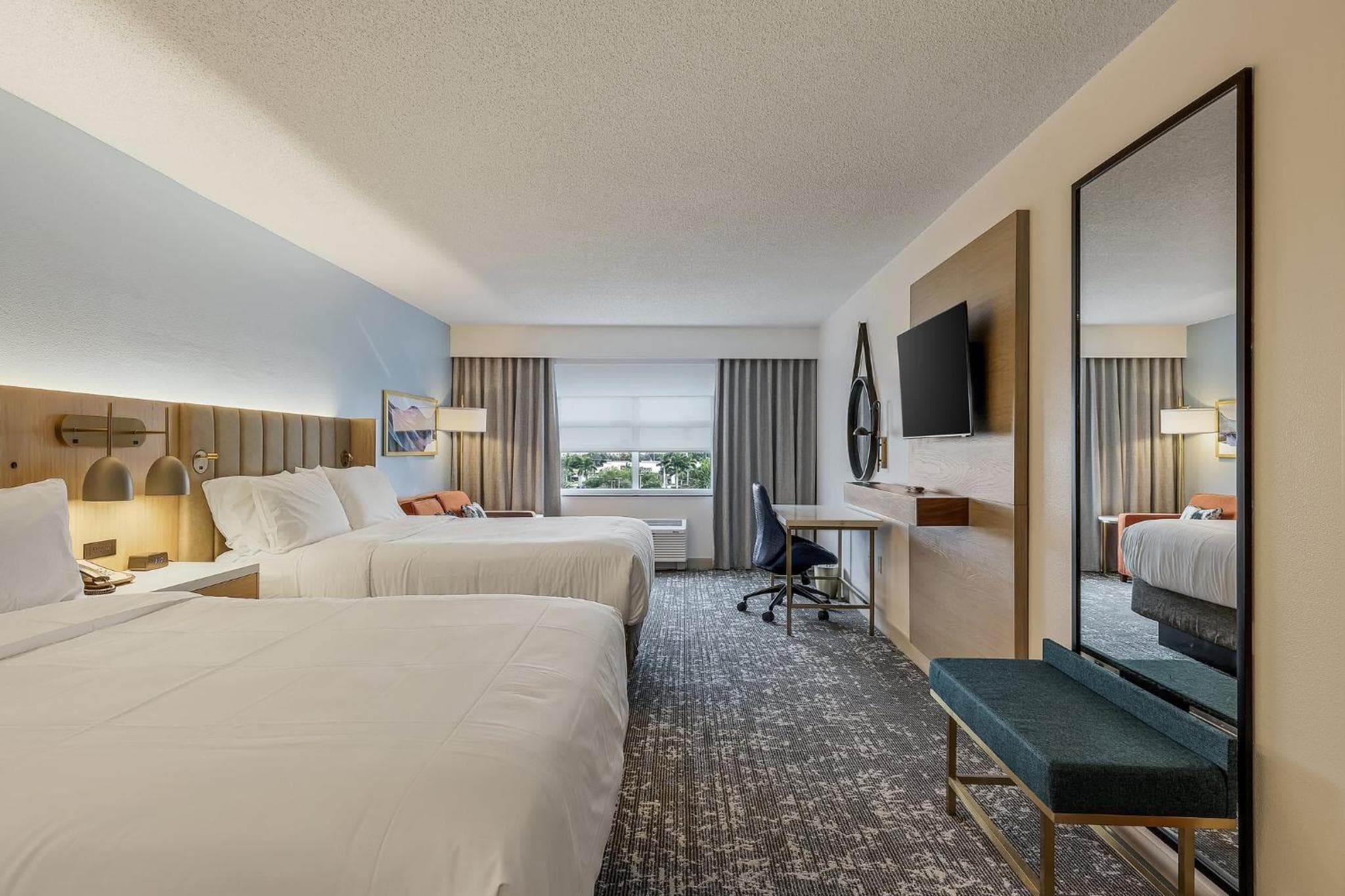 Crowne Plaza Ft Myers Gulf Coast by IHG