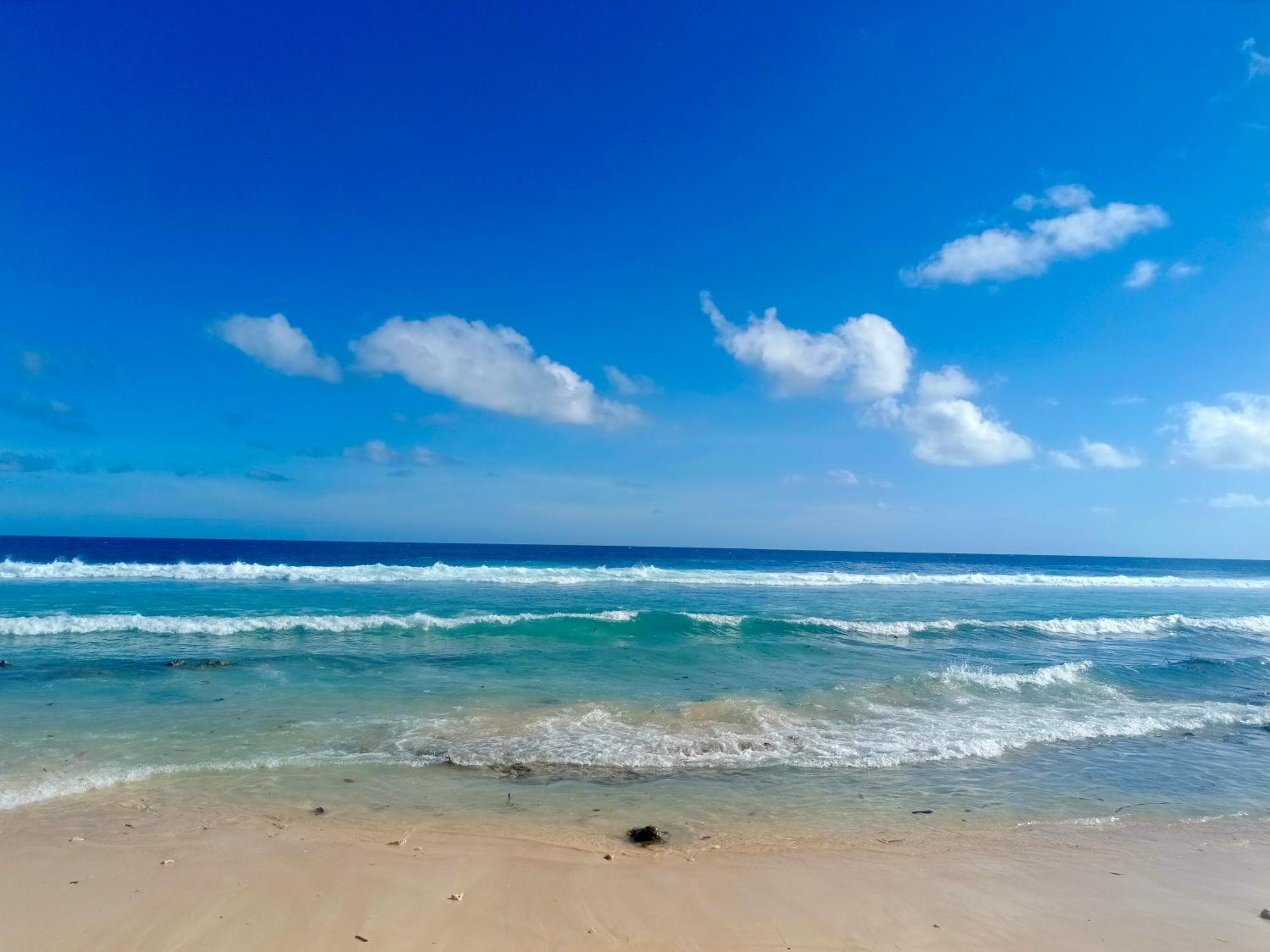 Majuro see breeze suites