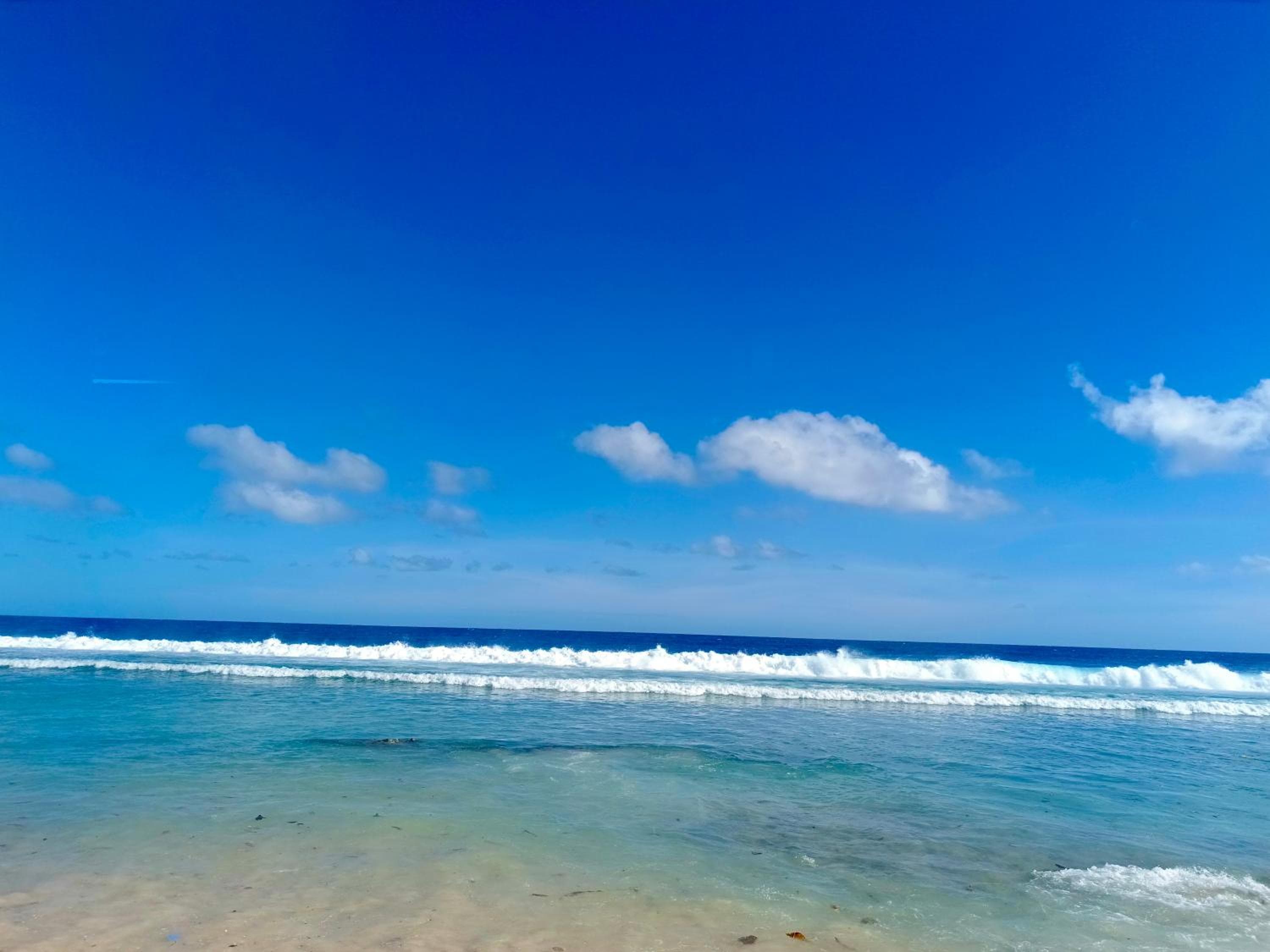 Majuro see breeze suites