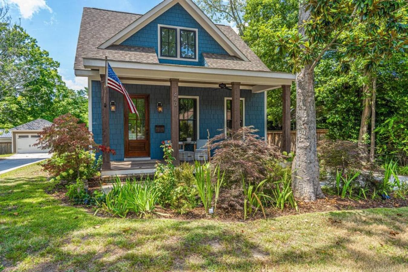 The Flat Coat Cottage Downtown SP