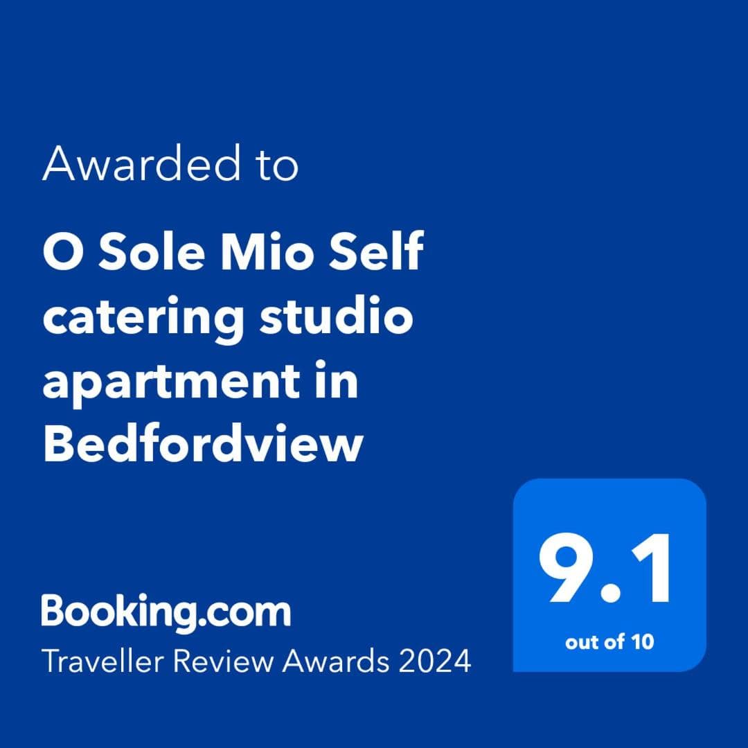 "O Sole Mio" Garden apartment in Bedfordview 12 minutes from OR Tambo International Airport