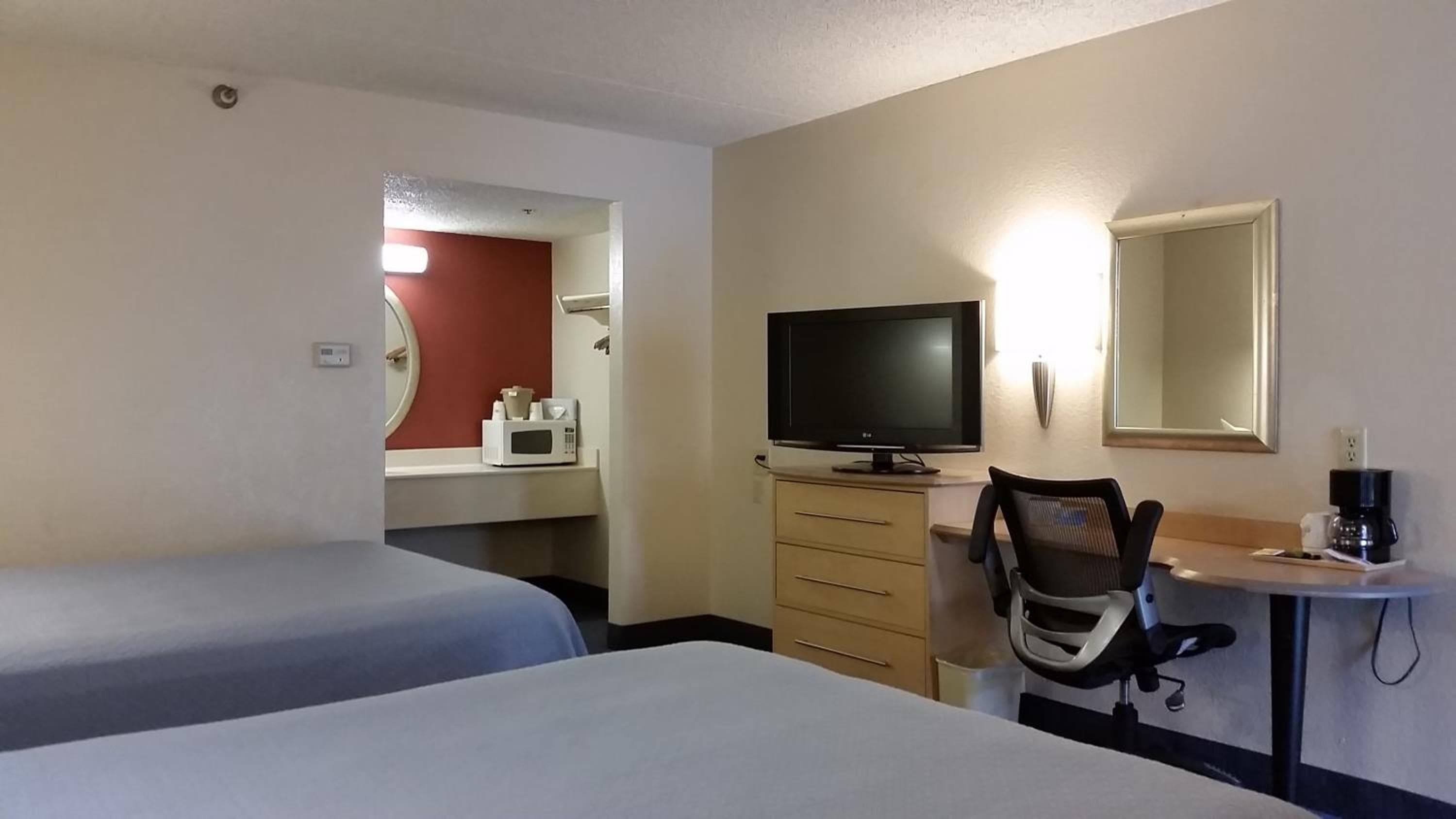Days Inn by Wyndham Buena Park Anaheim