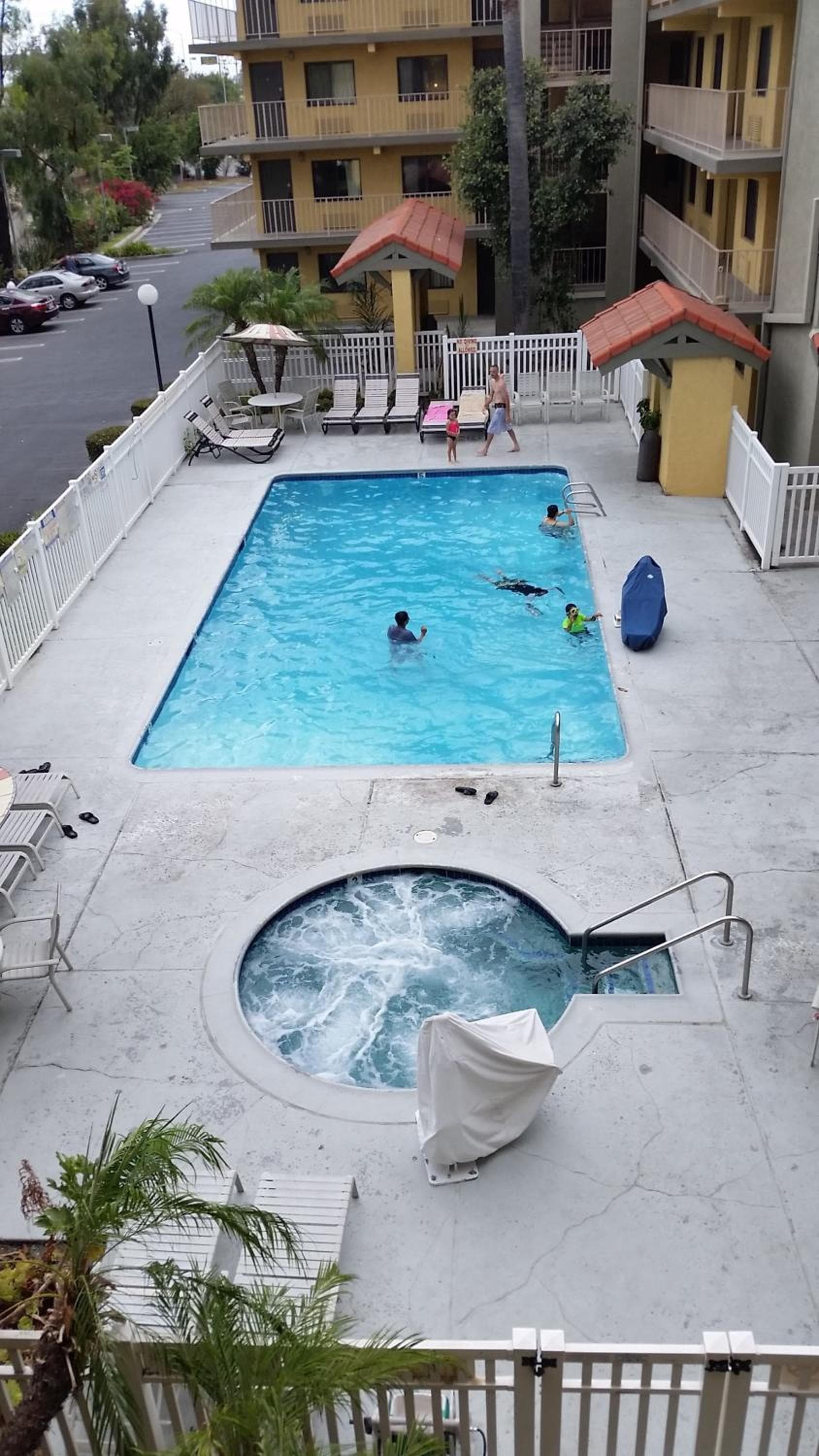 Days Inn by Wyndham Buena Park Anaheim