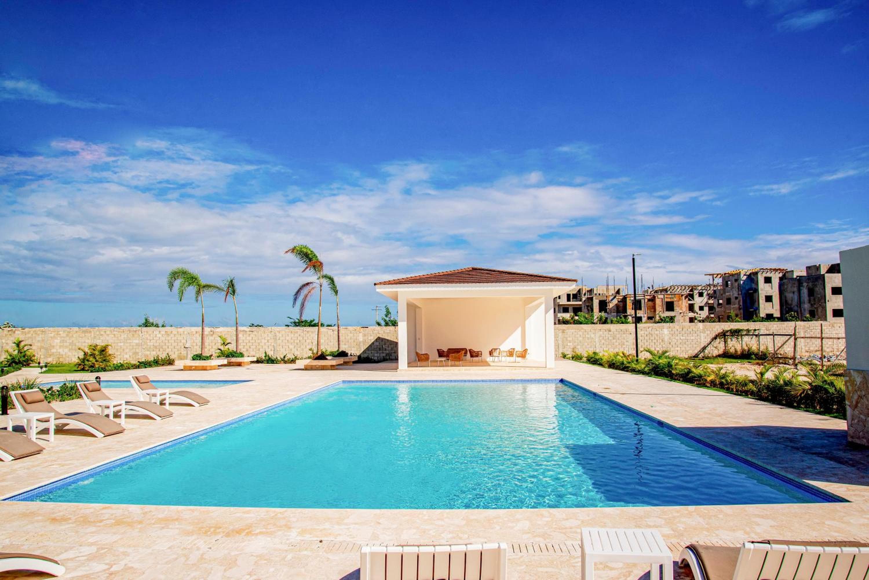 Beautiful Village 3 bedrooms Furnished Pool residencial Velero punta cana