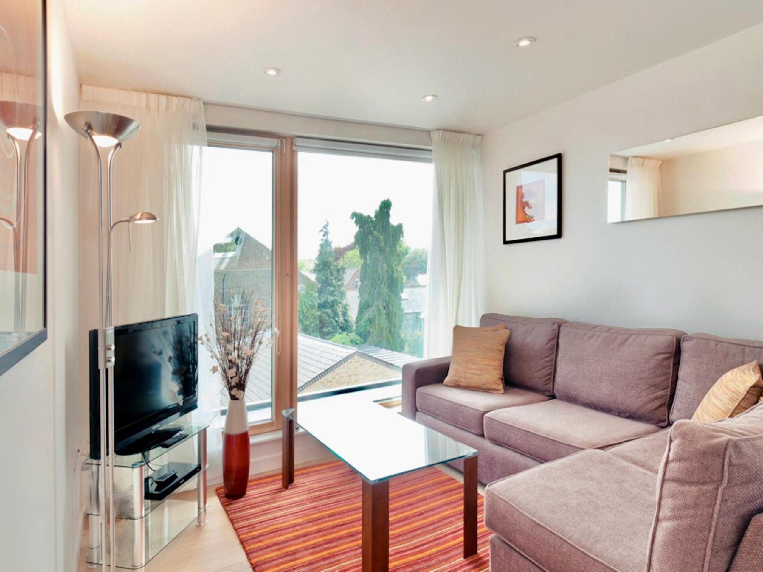 Your Space Apartments - Cambridge Place