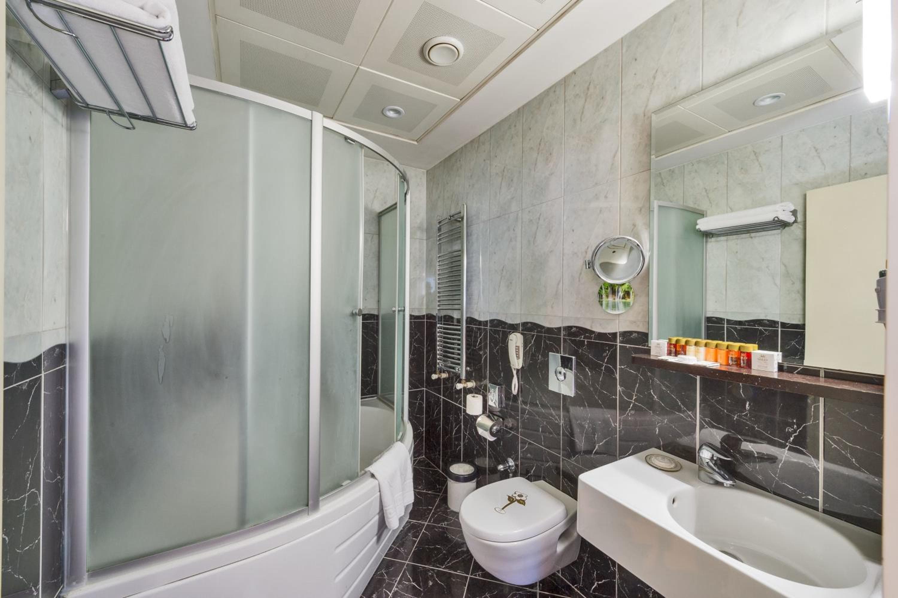 The Hotel Beyaz Saray - Grand Bazaar