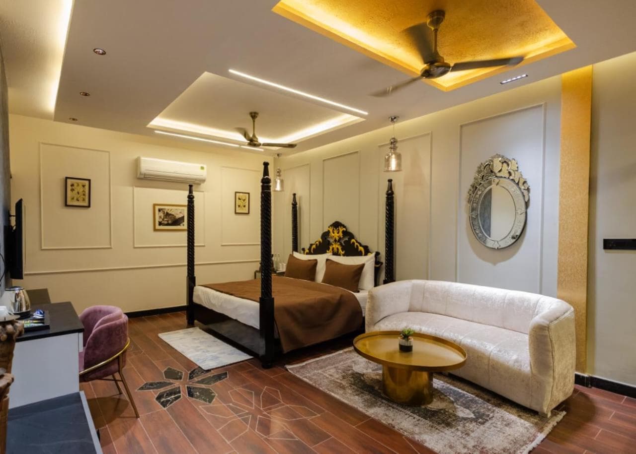 hotel room