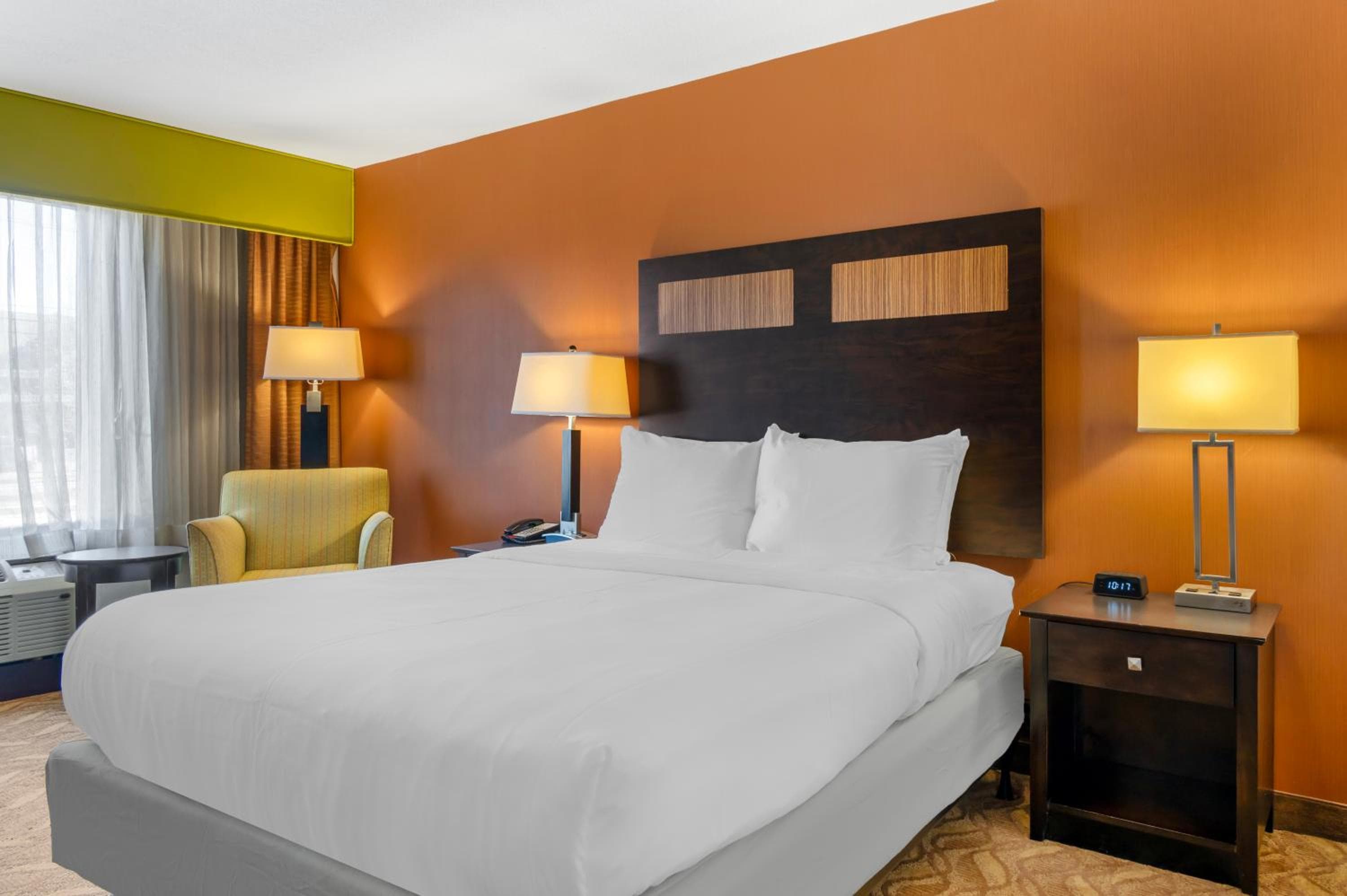 Comfort Inn & Suites Danbury-Bethel