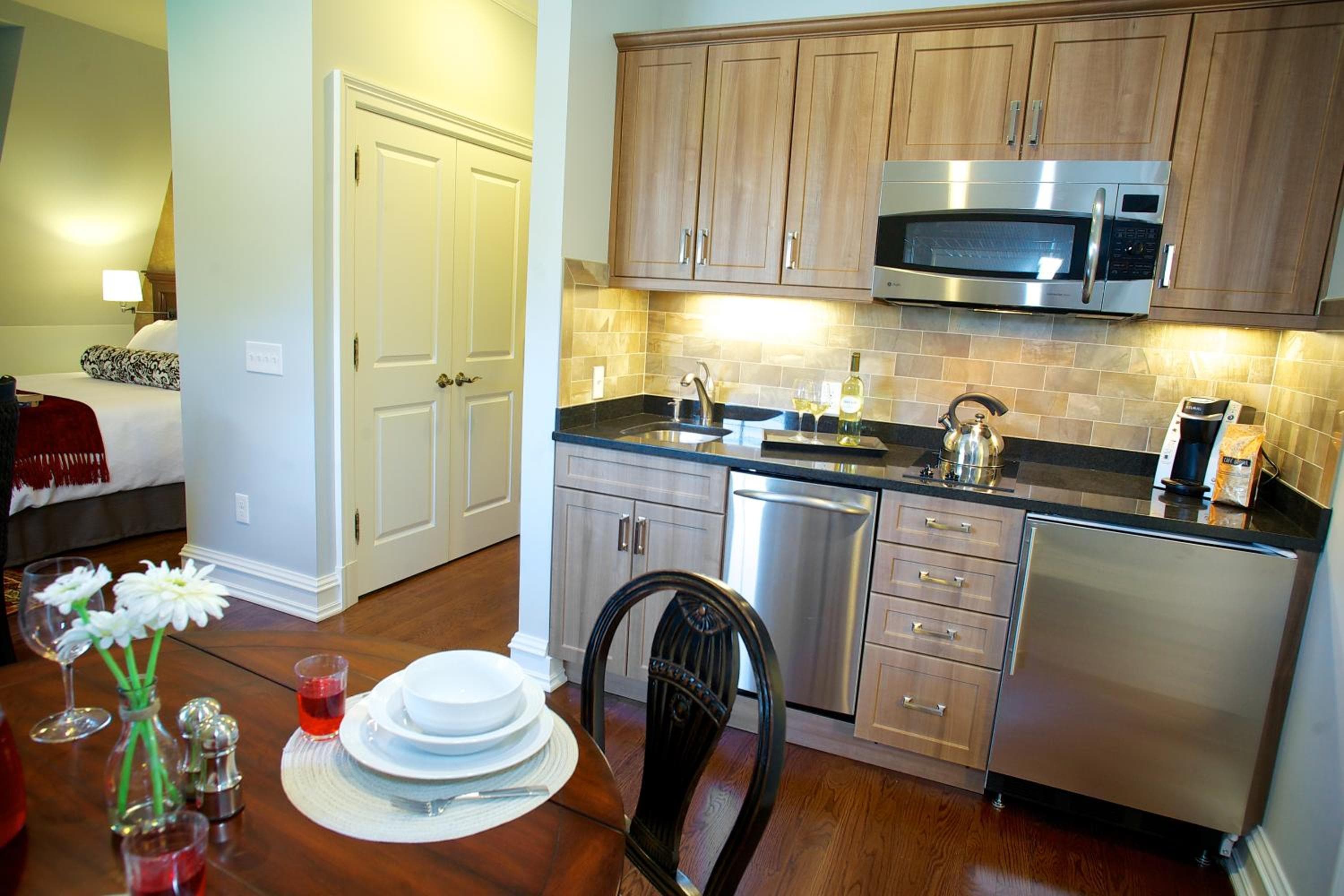 Guest House at Norwalk Inn