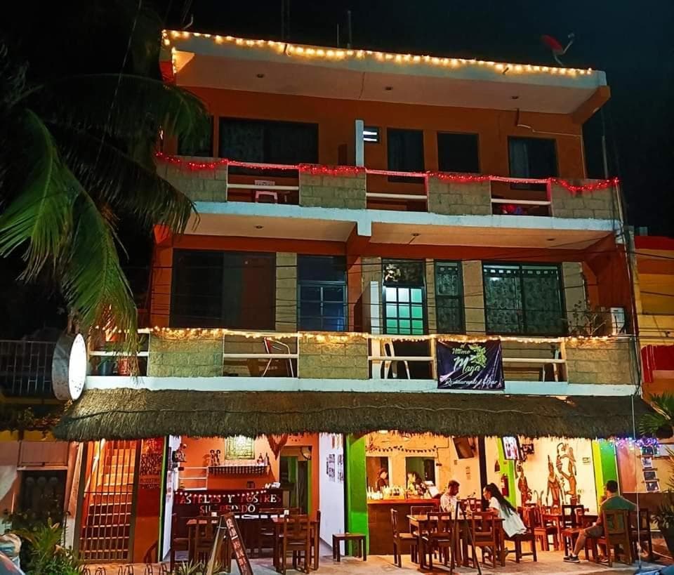 El Ultimo Maya