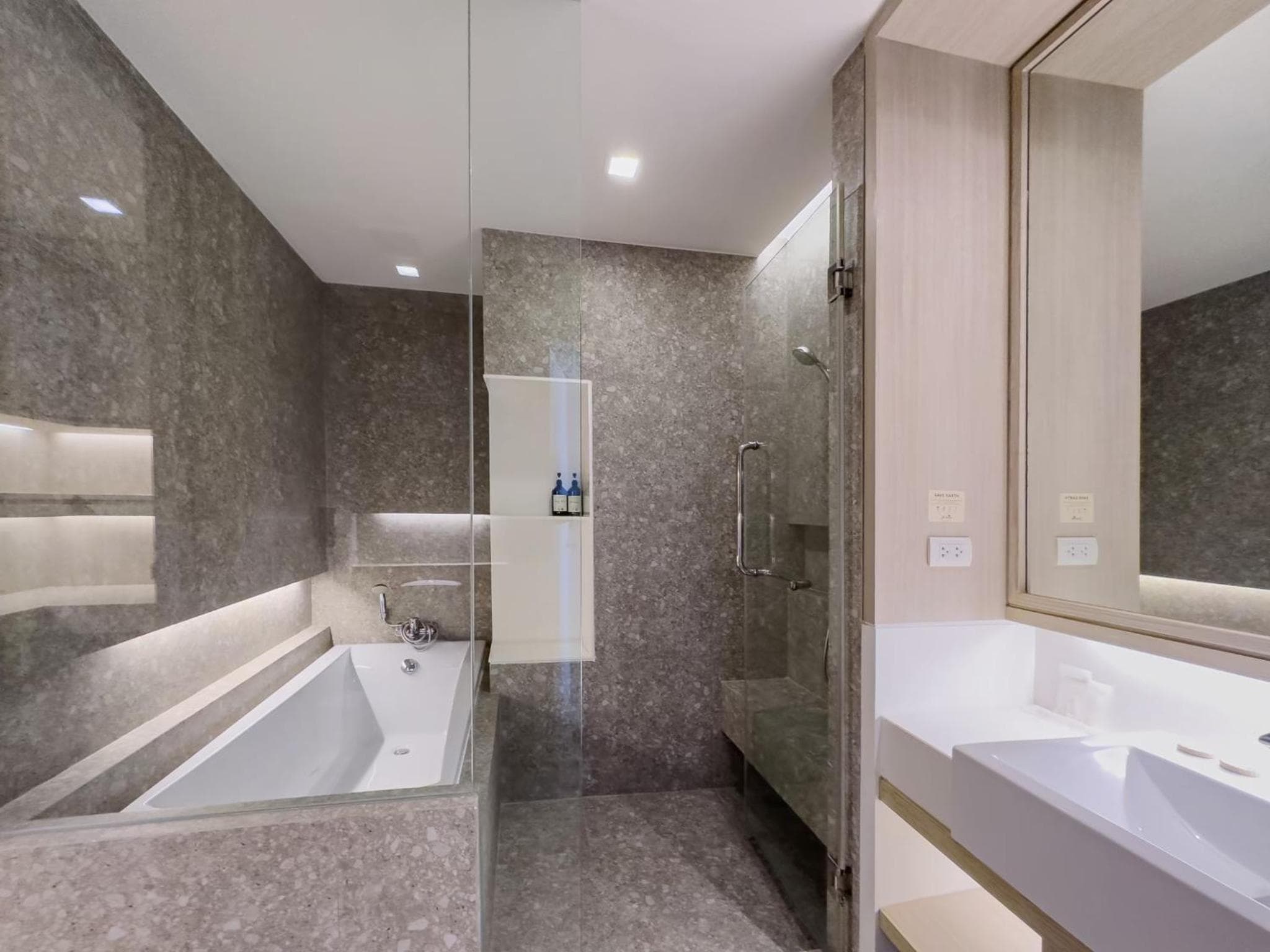 Jasmine Grande Residence Suite Bangkok
