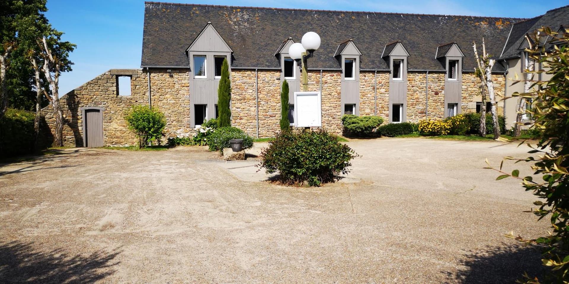 Logis Hôtel la Grassinais Saint-Malo