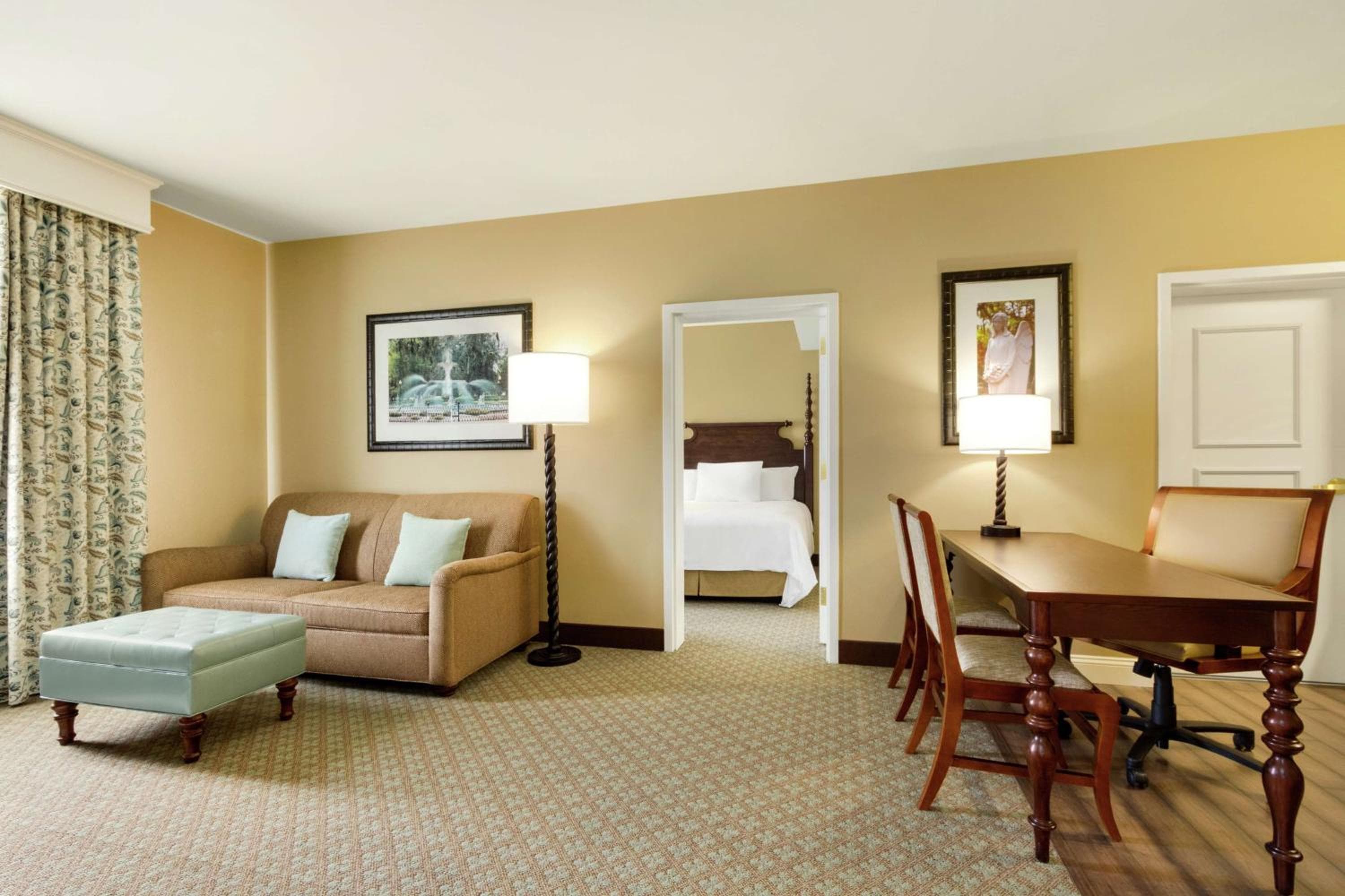 Embassy Suites Savannah Historic District