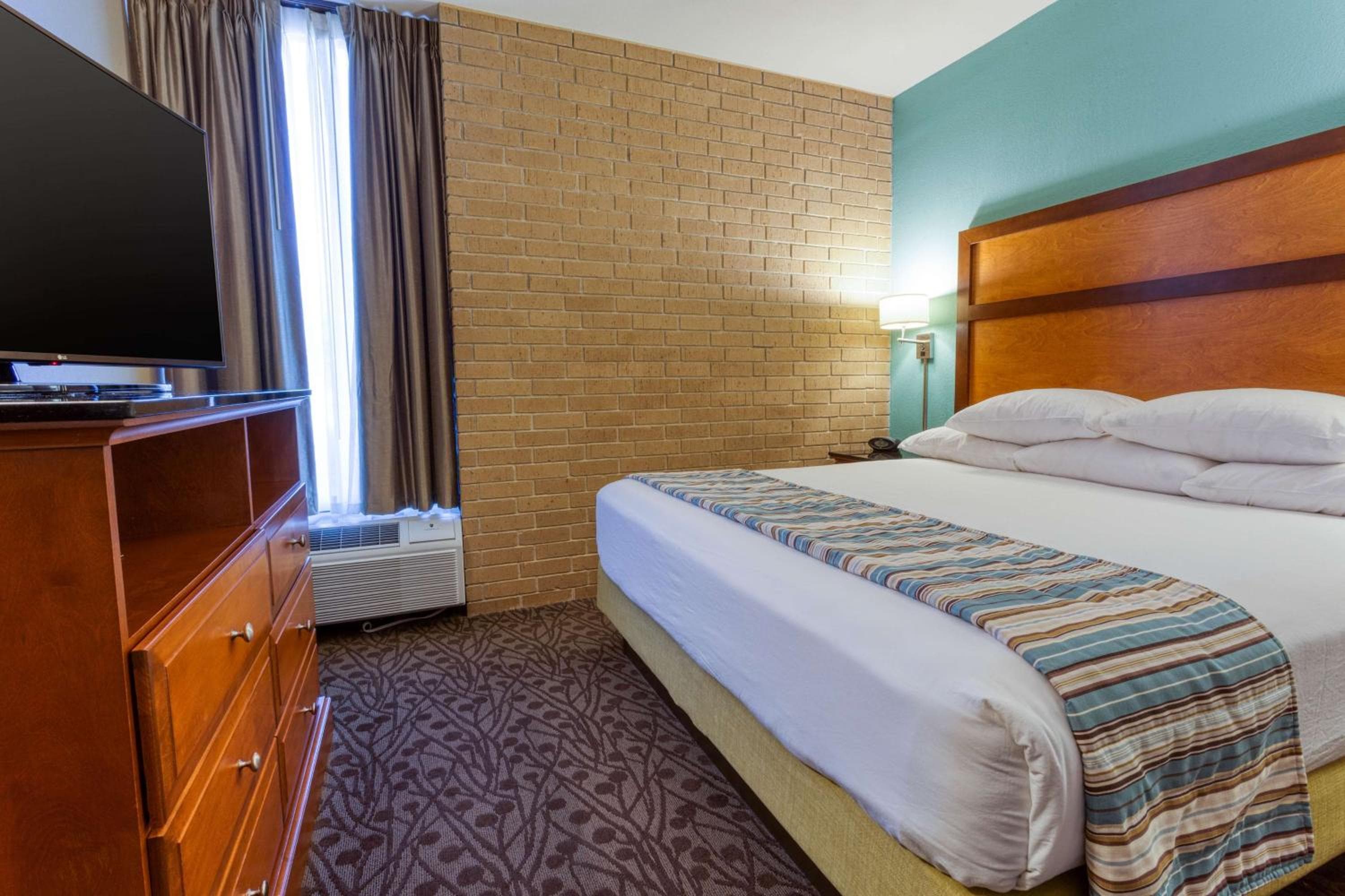 Drury Inn & Suites Atlanta Morrow