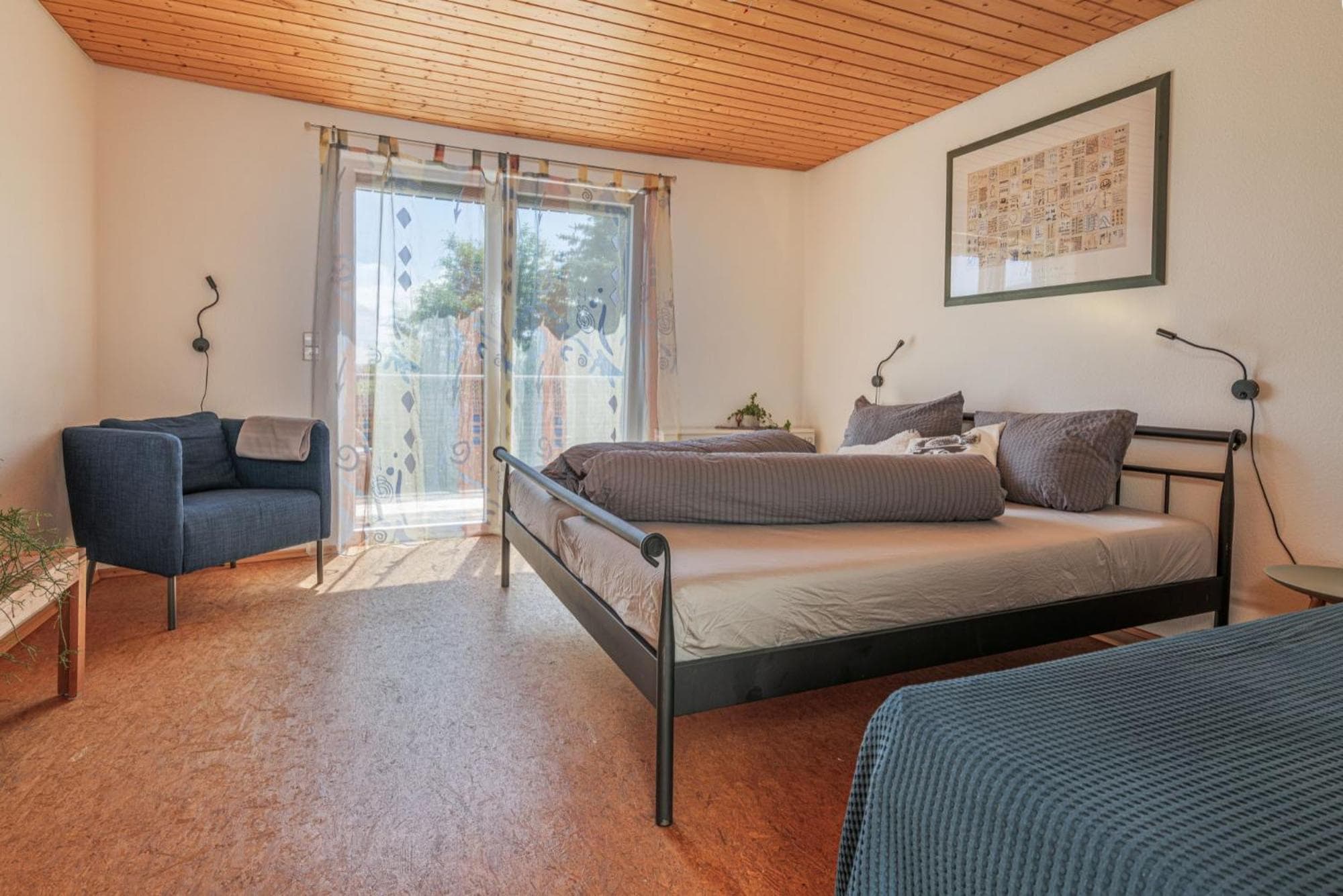 Ferienhaus Dornstetten: Sonniges Design Haus: Kamin, Sauna, Hot Pot, Zaun