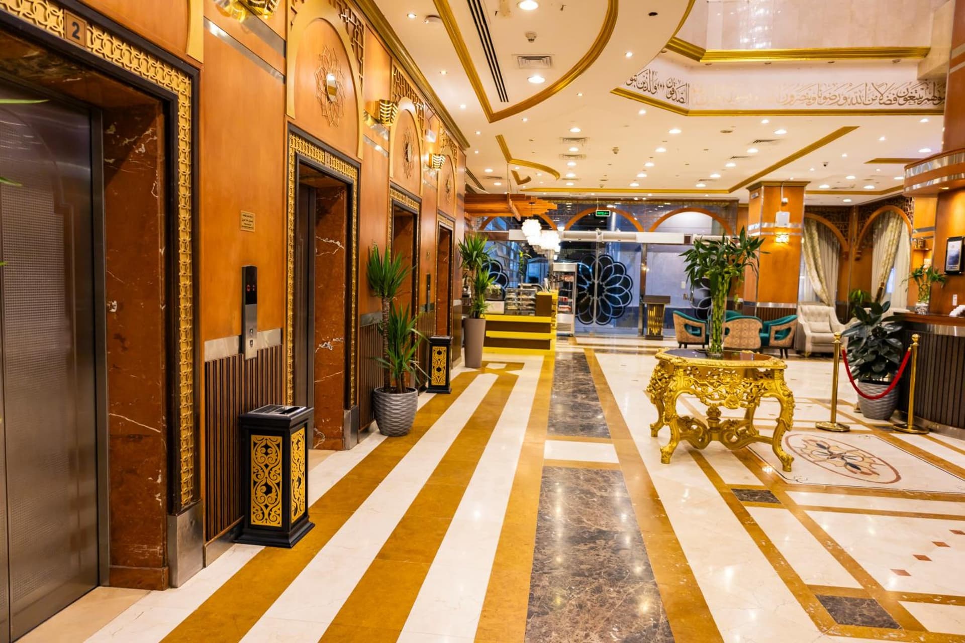 Zowar Alalami Hotel - فندق زوار العالمي