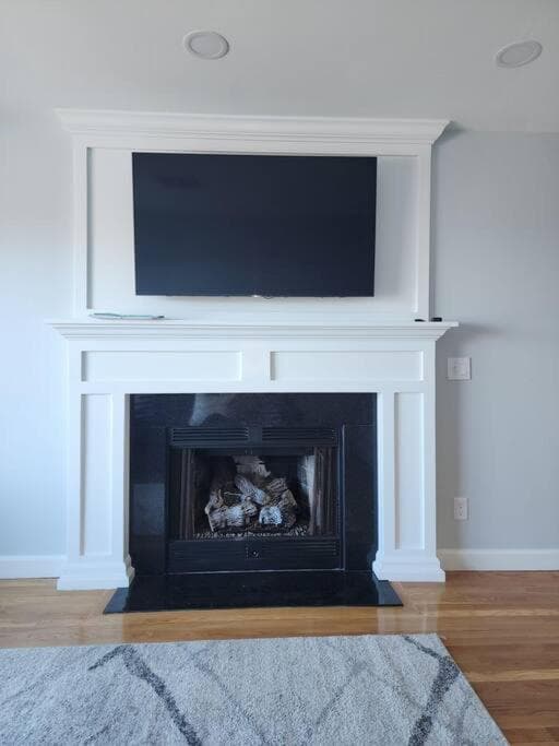The Coastal Vibes House in Pawtuxet Village
