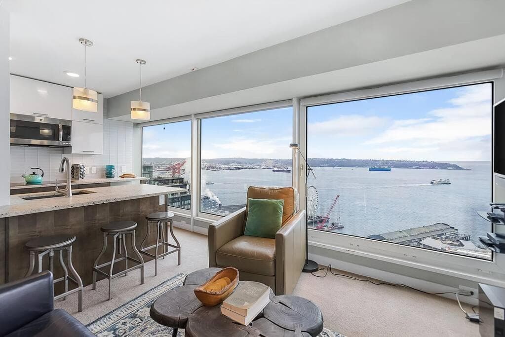 NewMark Tower’s Water Wheel Condo with Sea Views
