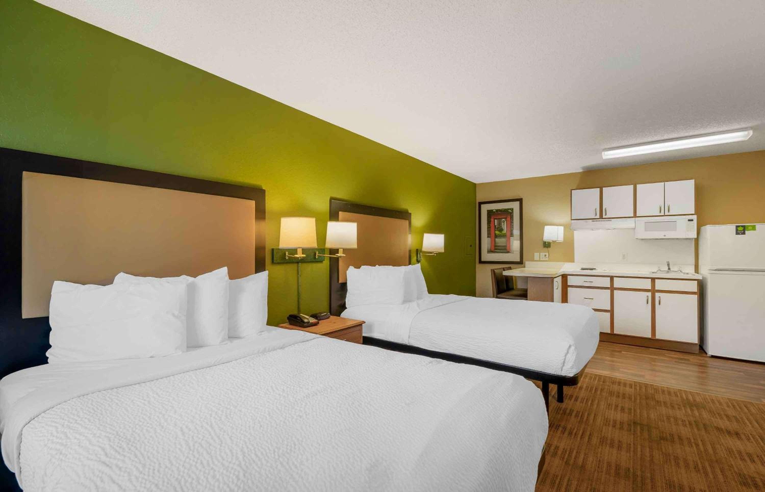 Extended Stay America Select Suites - Tampa - Brandon