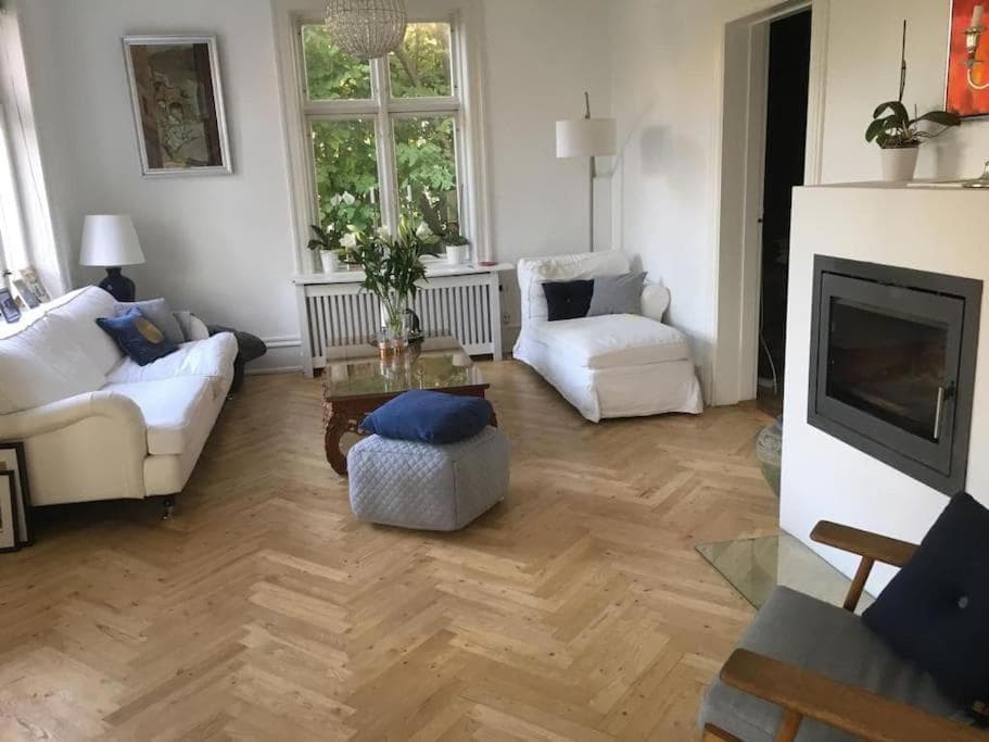 Copenhagen Open Plan House in Hellerup