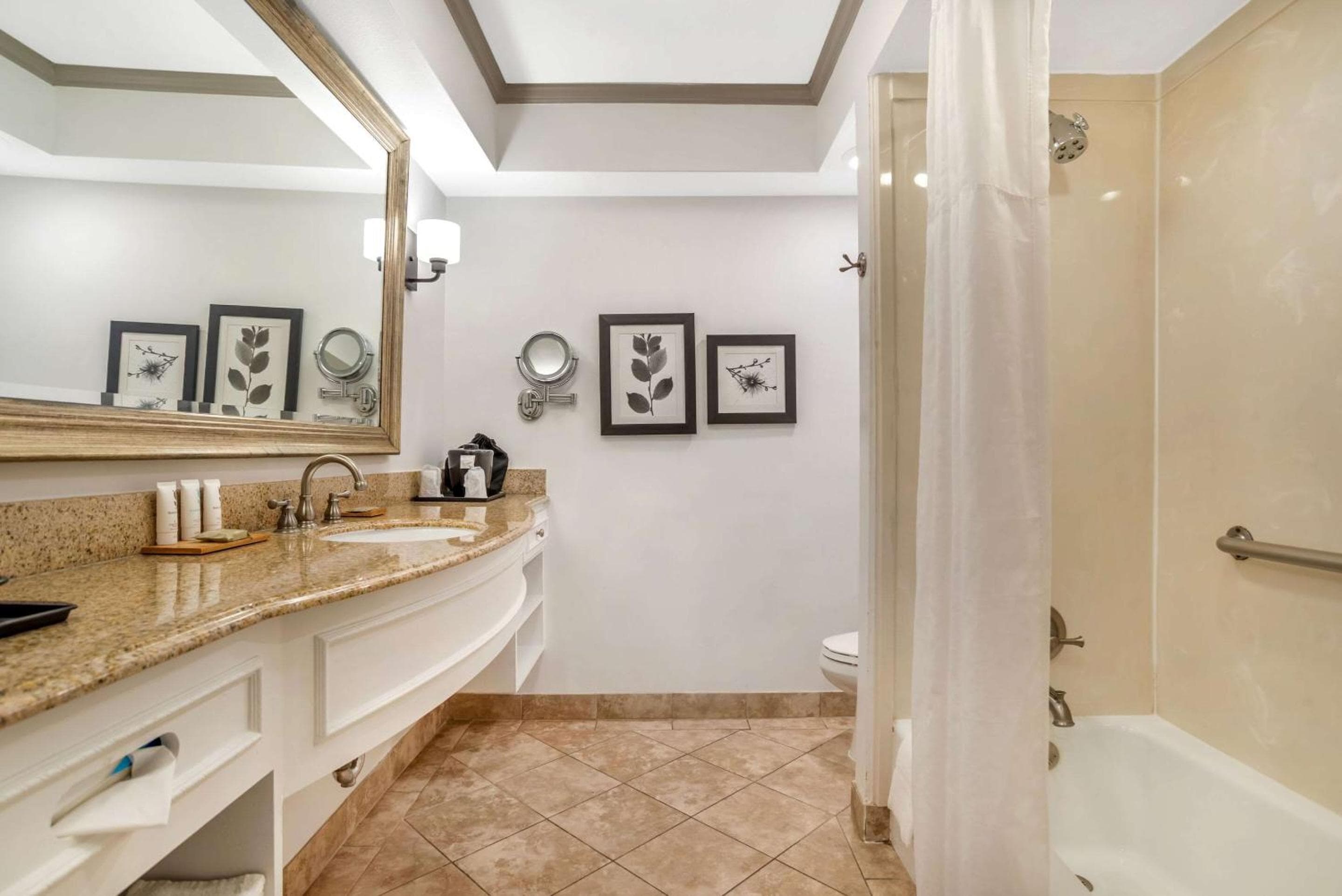 Country Inn & Suites by Radisson, Metairie New Orleans , LA