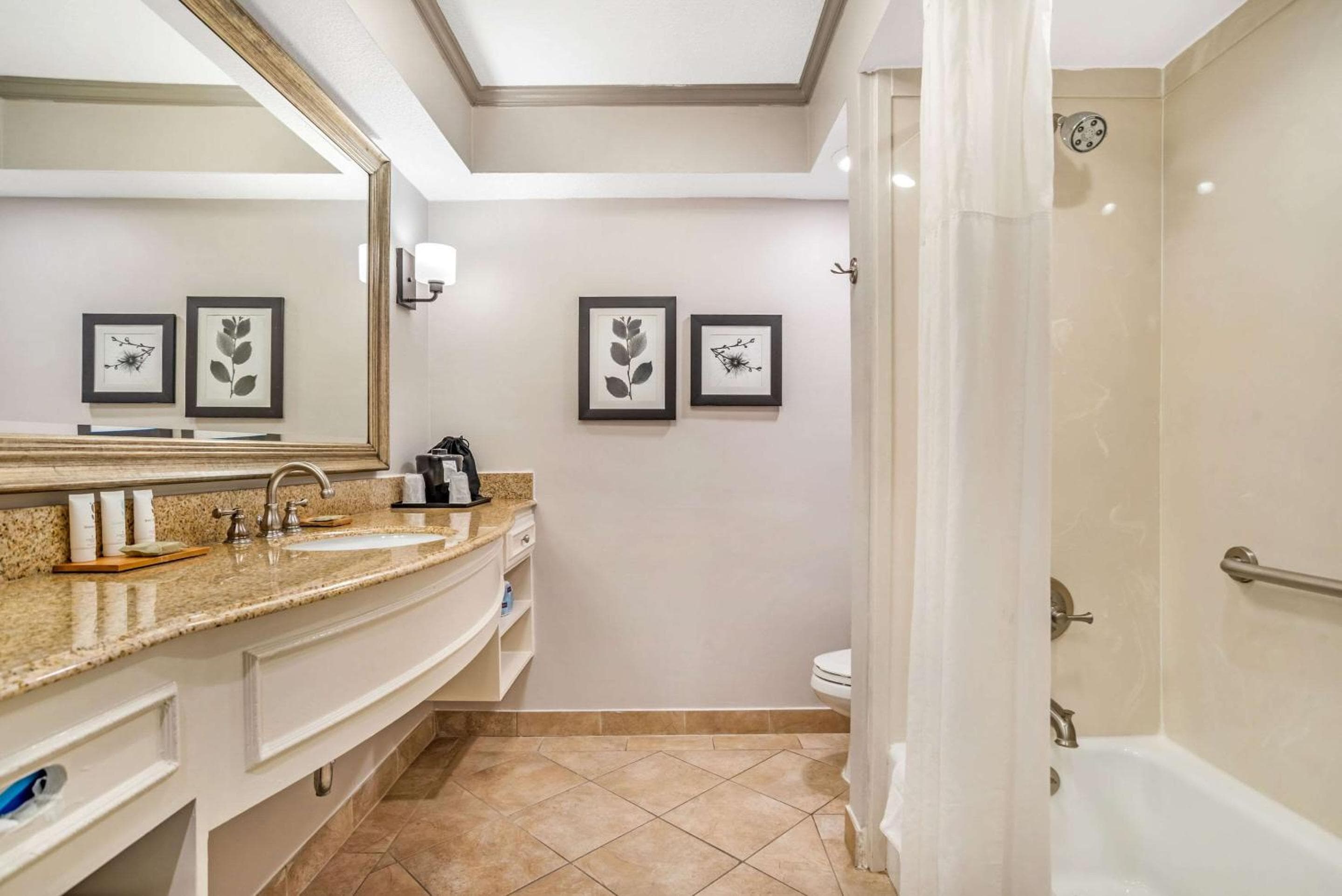 Country Inn & Suites by Radisson, Metairie New Orleans , LA