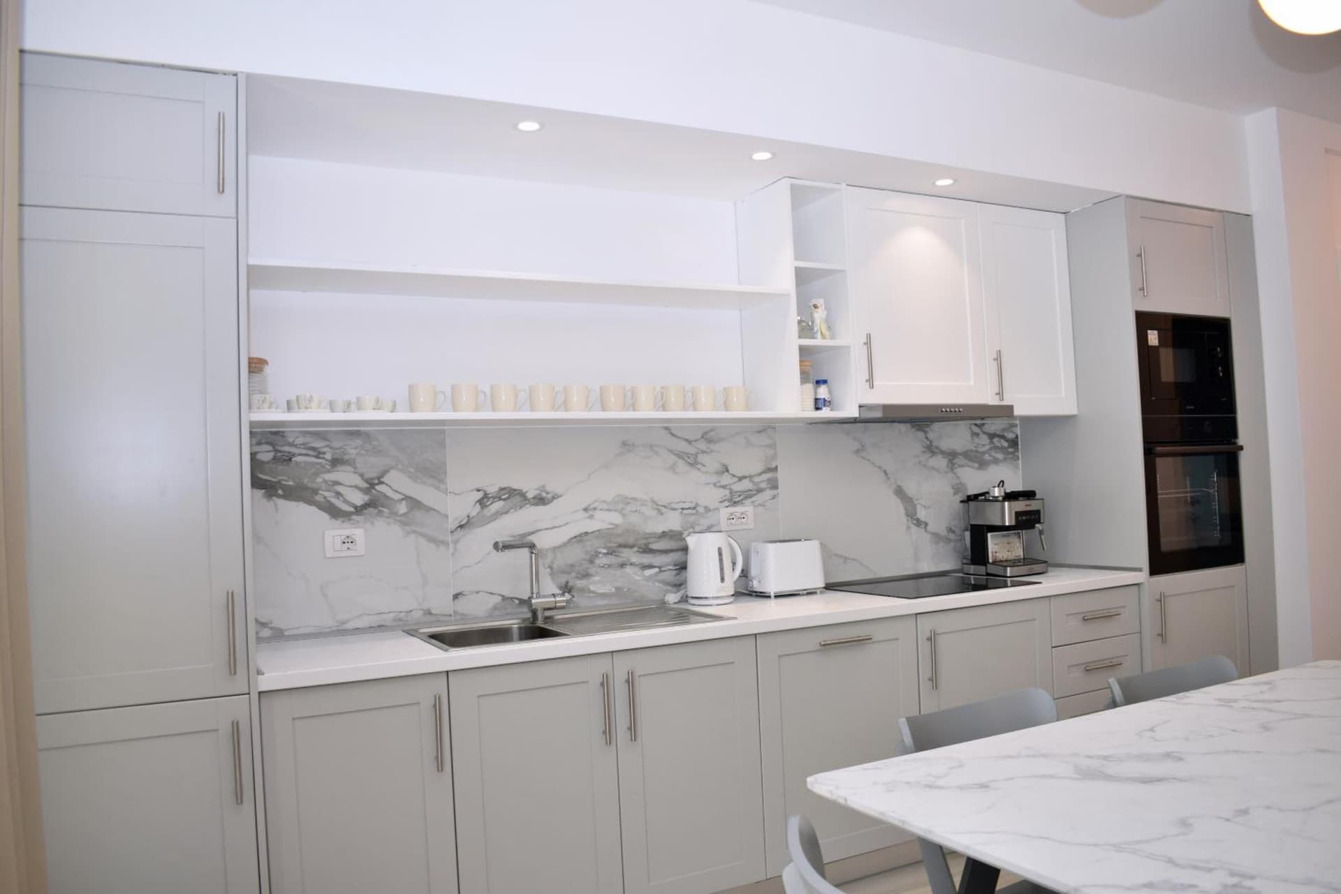 White Moon Apartments