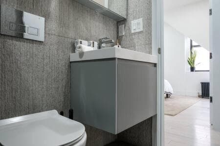 3BR 2Baths with Private Outdoors