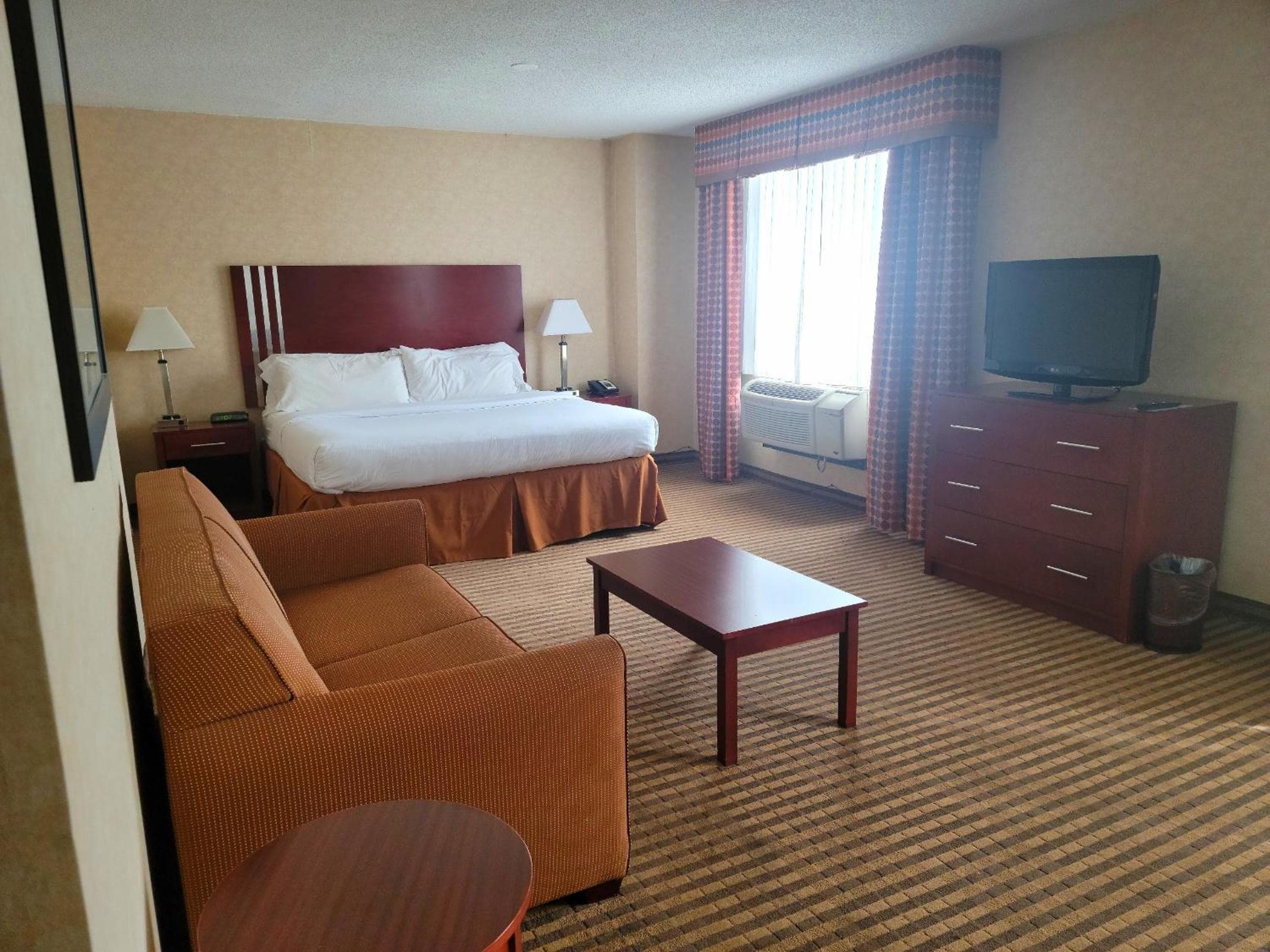 Lynchburg Grand Estate by IHG