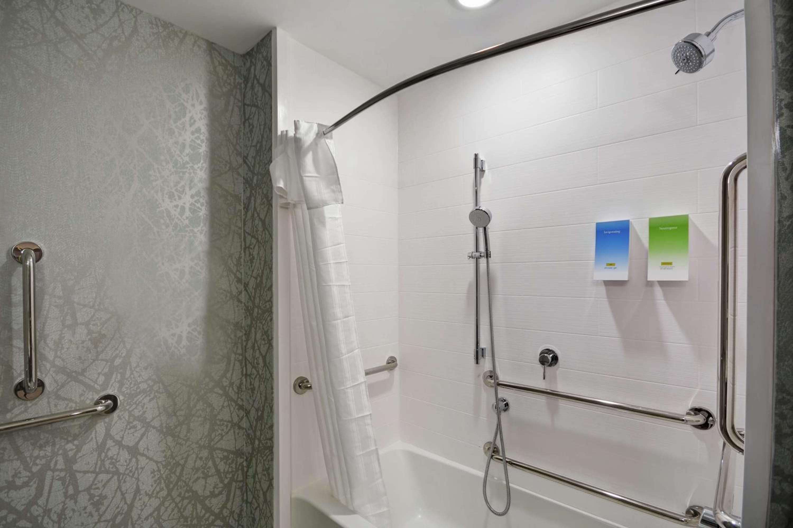Home2 Suites By Hilton Grand Rapids North