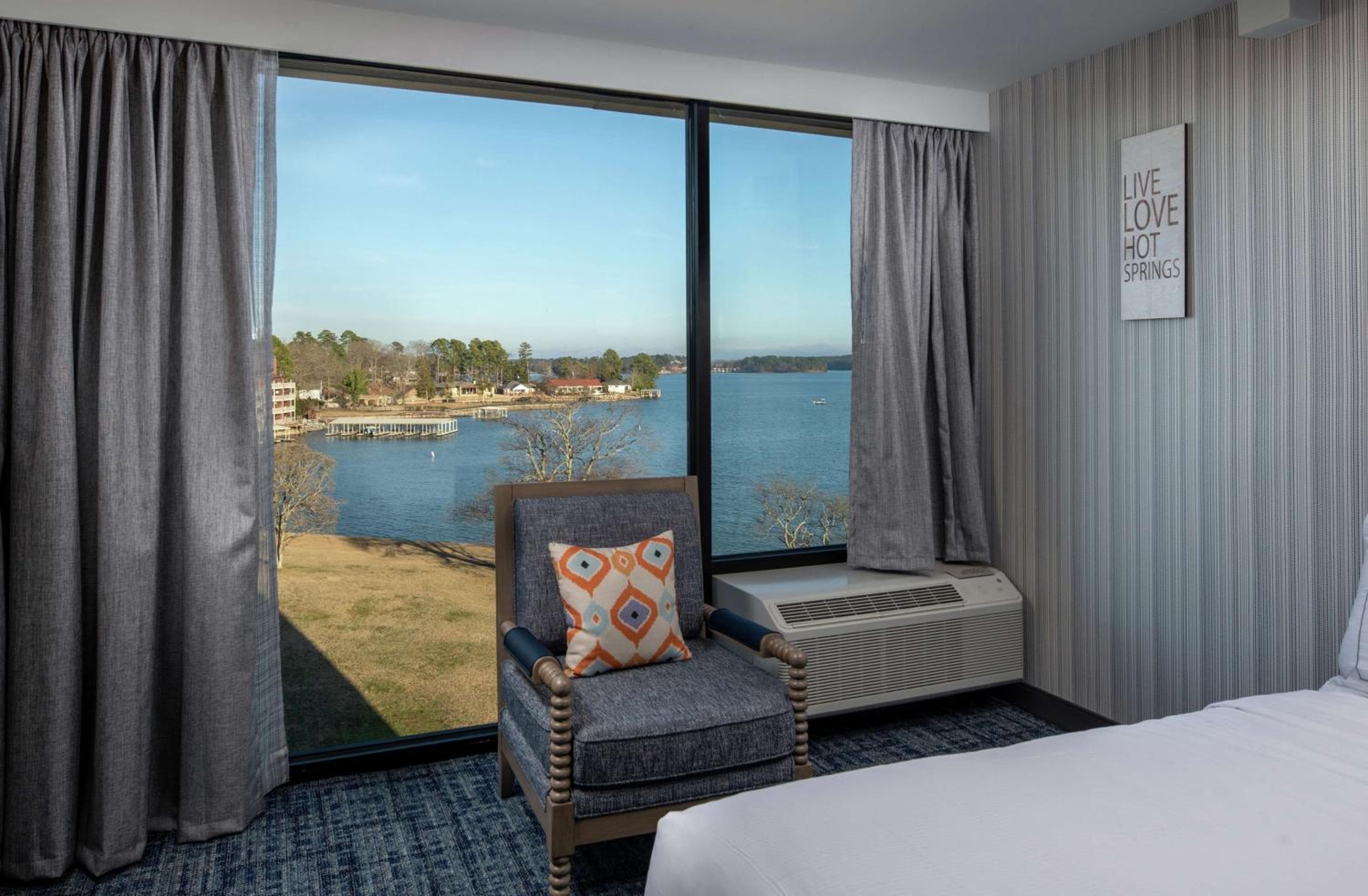 DoubleTree by Hilton Hot Springs
